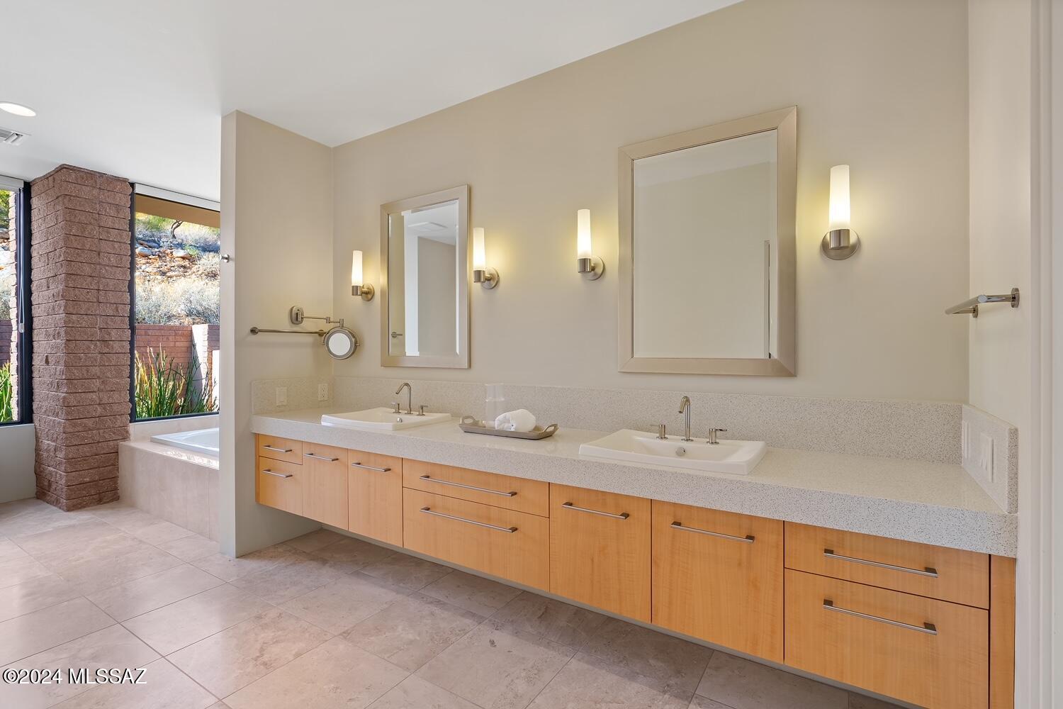 Sabino Mountain (1-290) - Residential