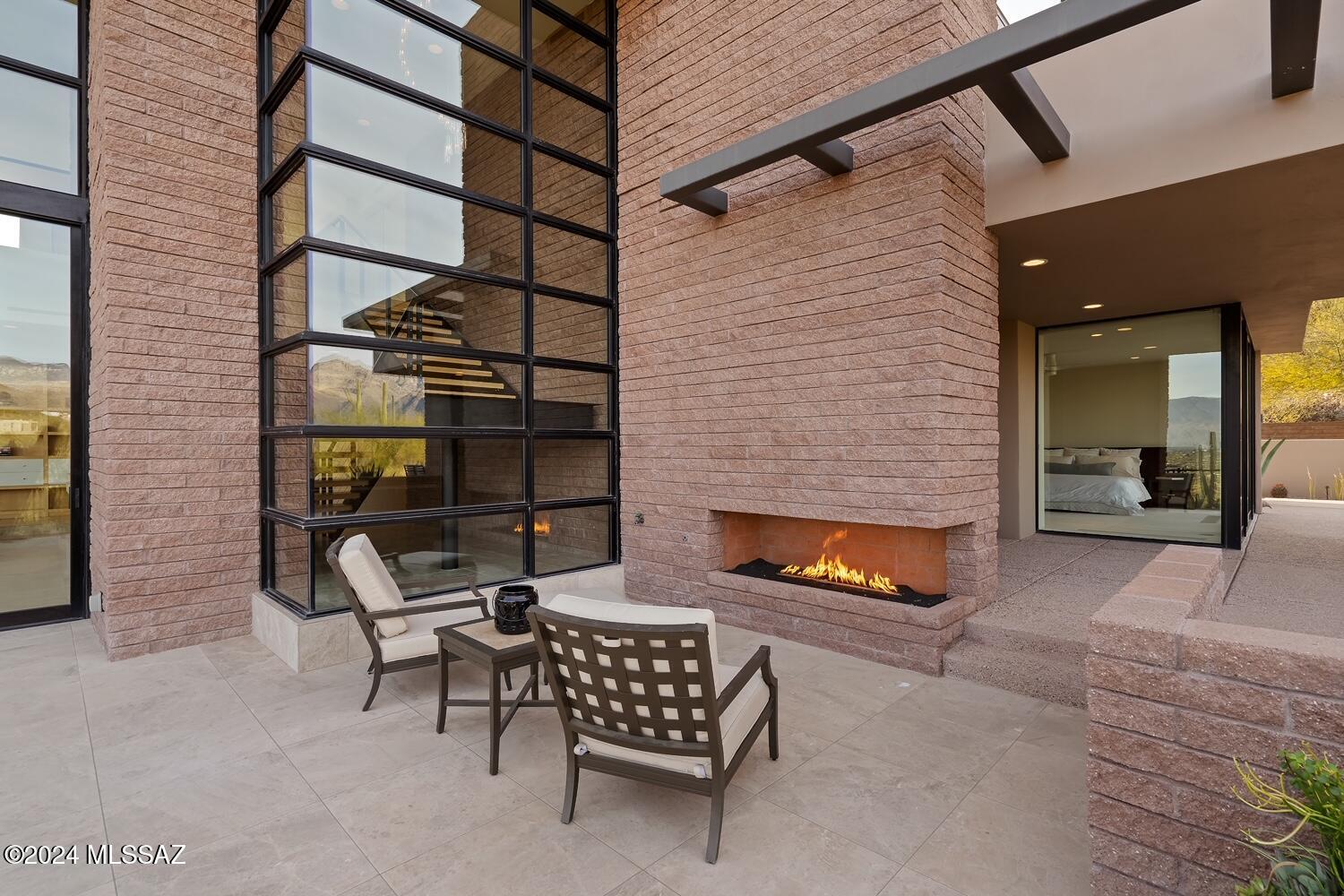 Sabino Mountain (1-290) - Residential