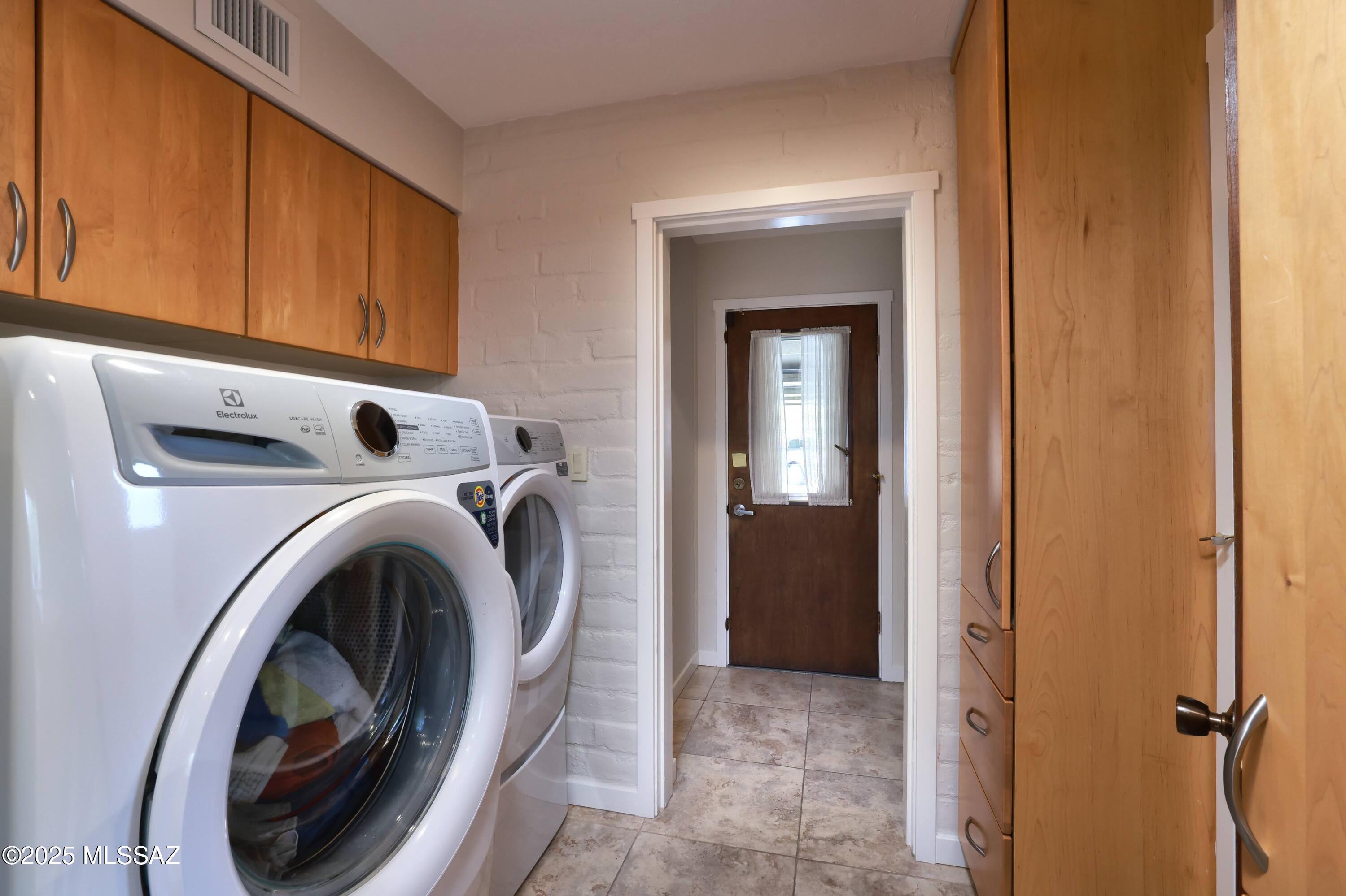 Catalina Foothills Estates NO. 7 (1-43) - Residential
