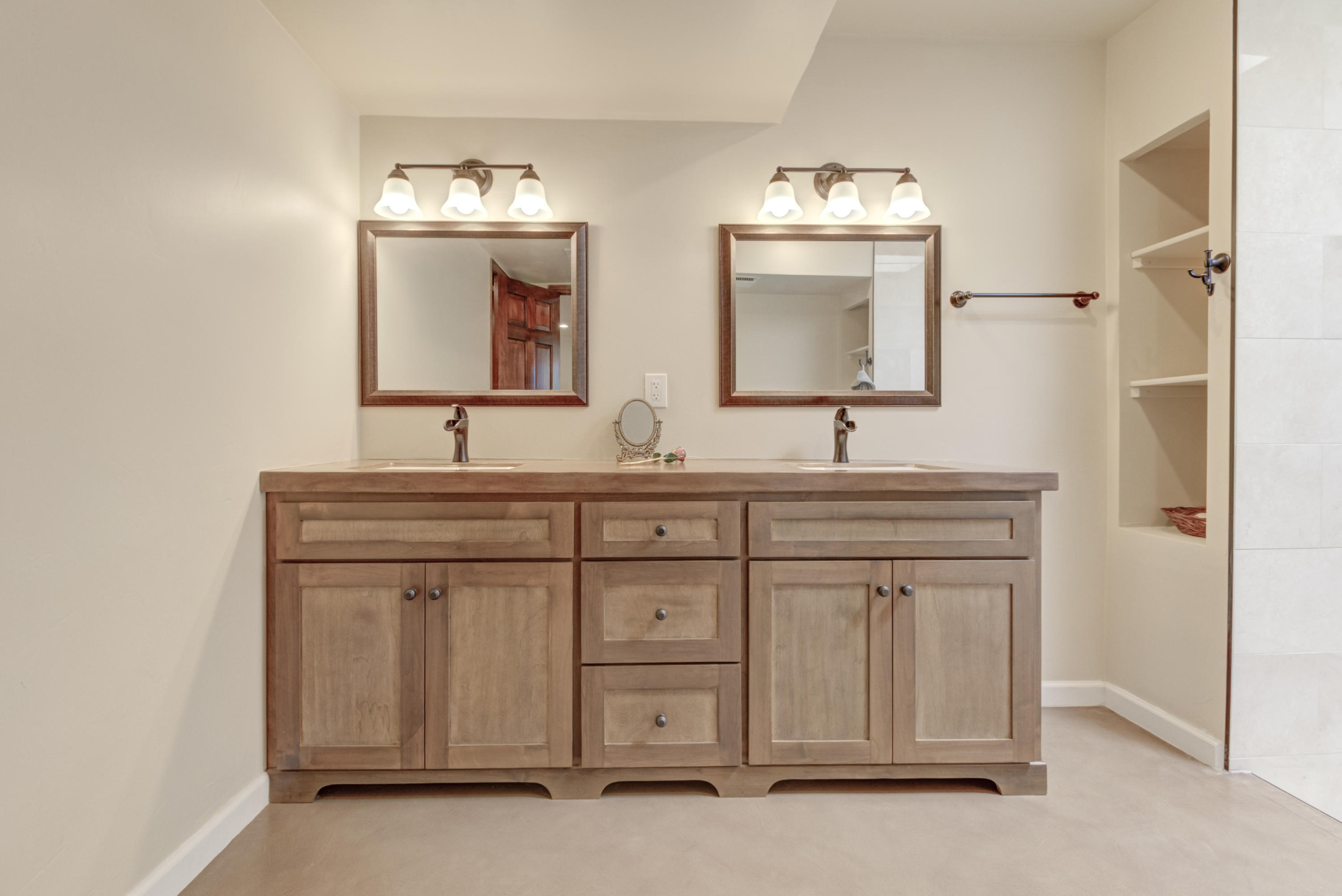 Orange Grove Hills (1-33) - Residential