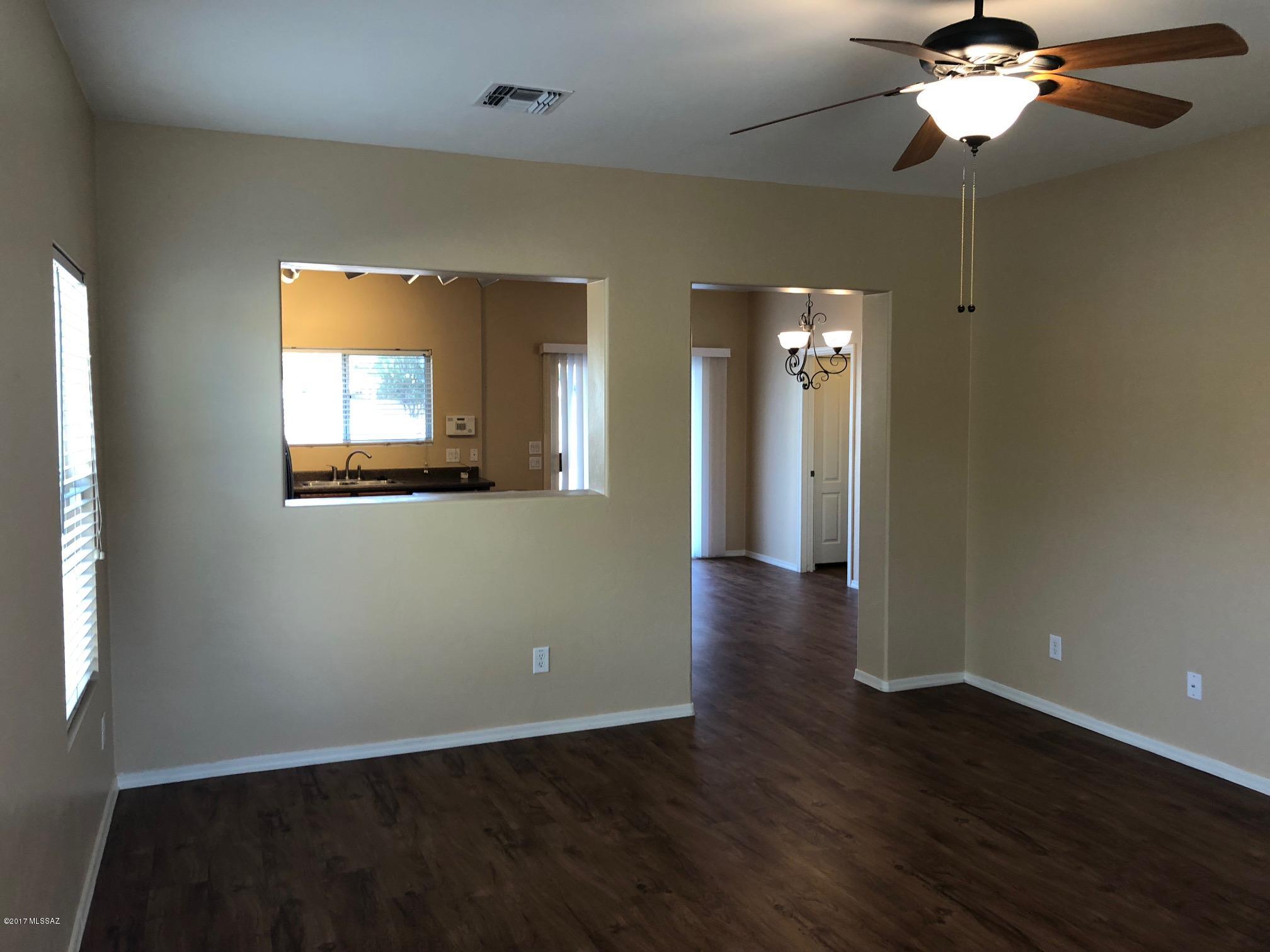 3248 N Rambling Creek Place