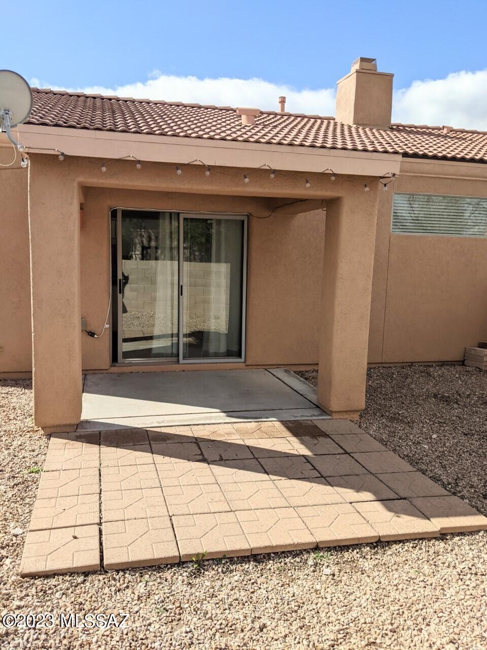 Riverside Crossing (1-133) - Residential Lease