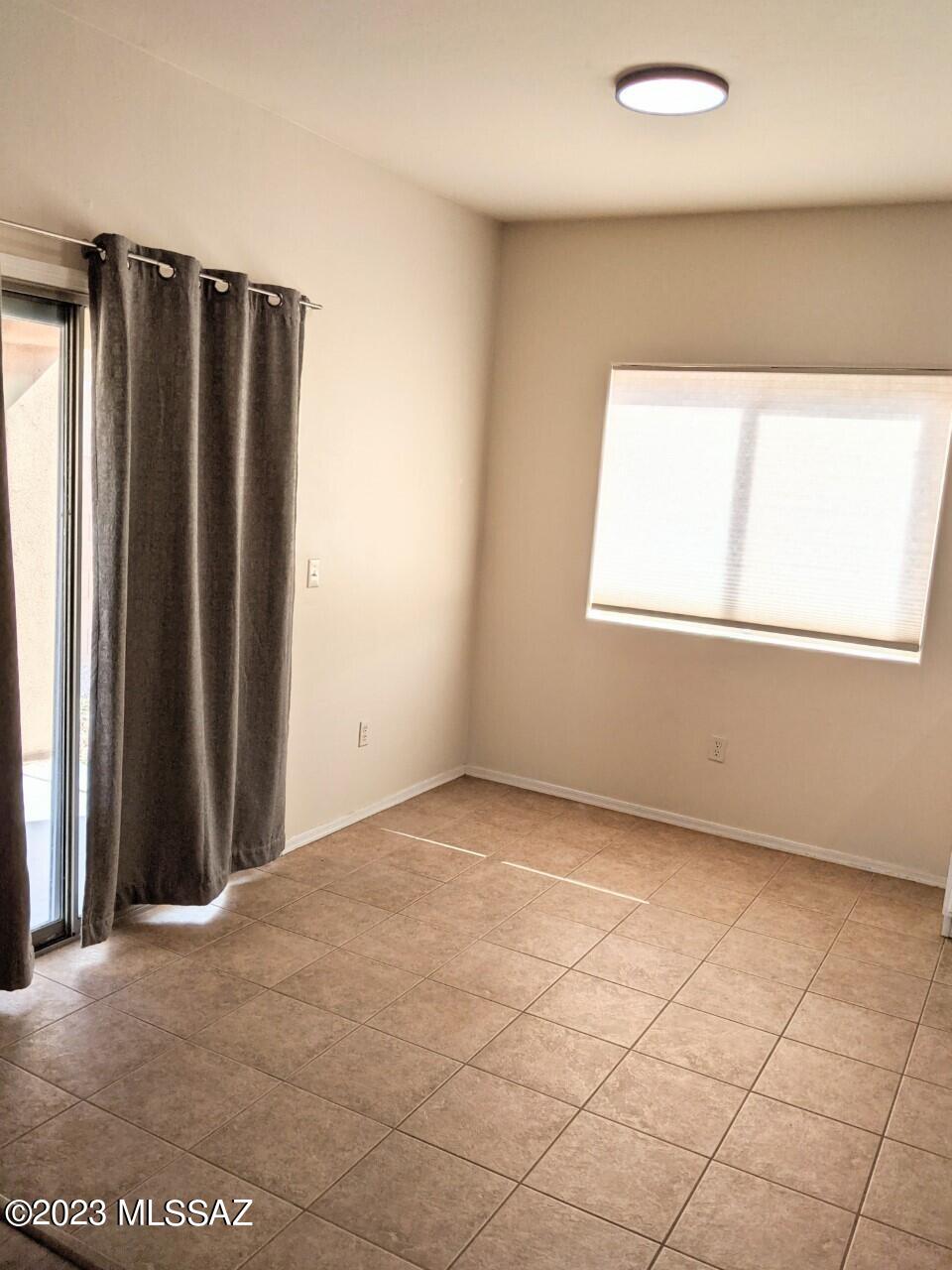 Riverside Crossing (1-133) - Residential Lease