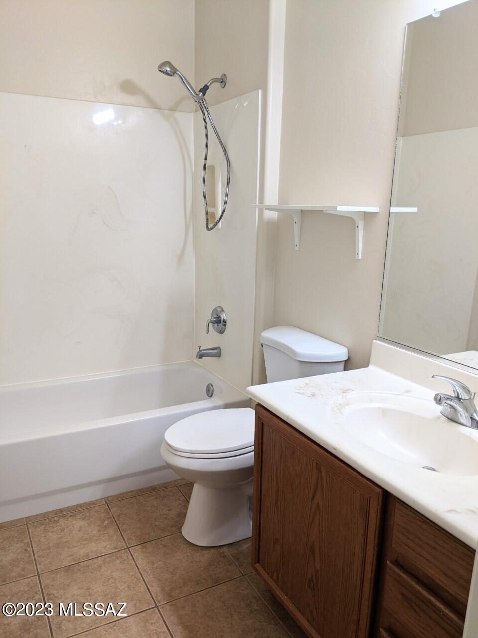 Riverside Crossing (1-133) - Residential Lease