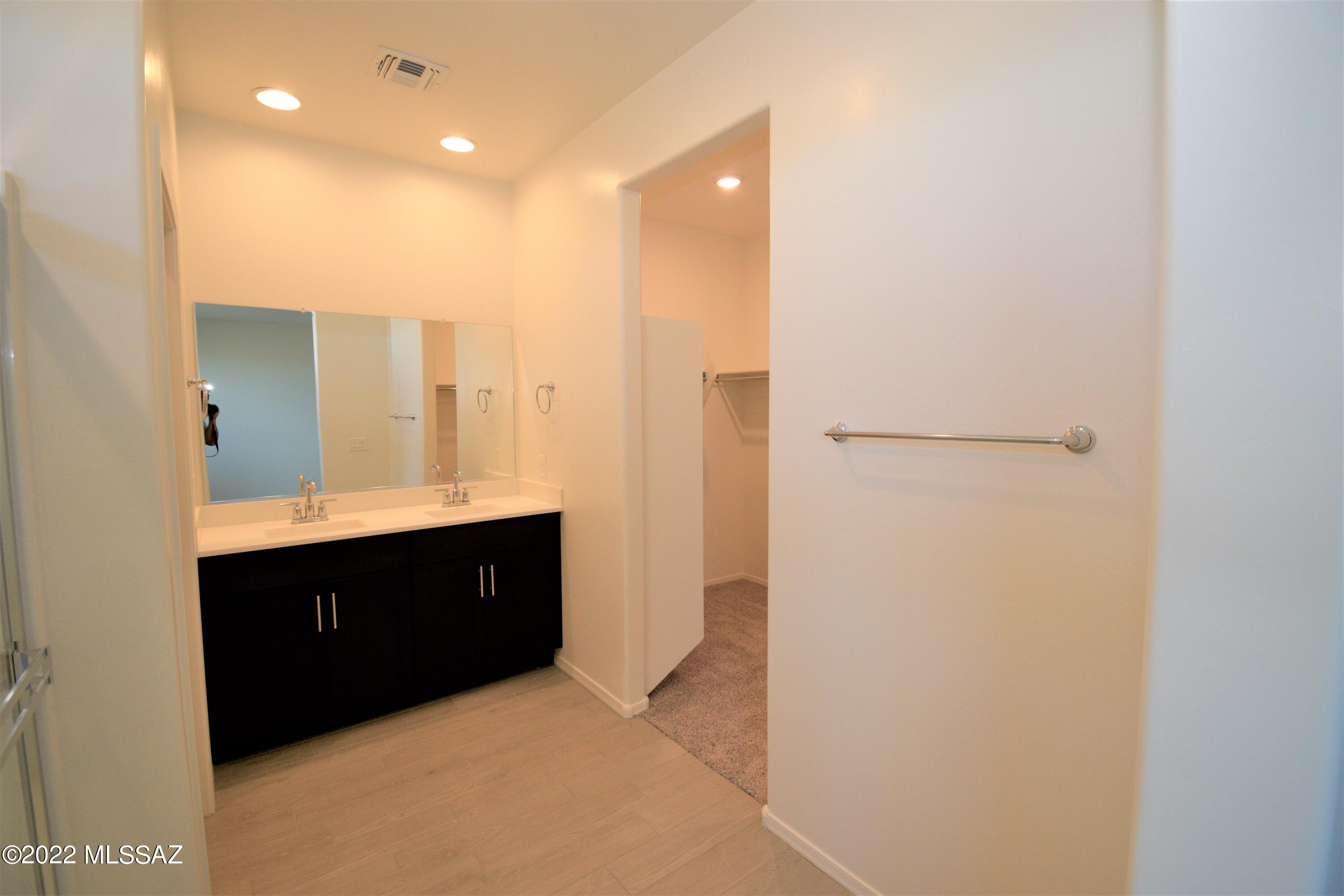 Gladden Farms BLK 26 - Residential Lease