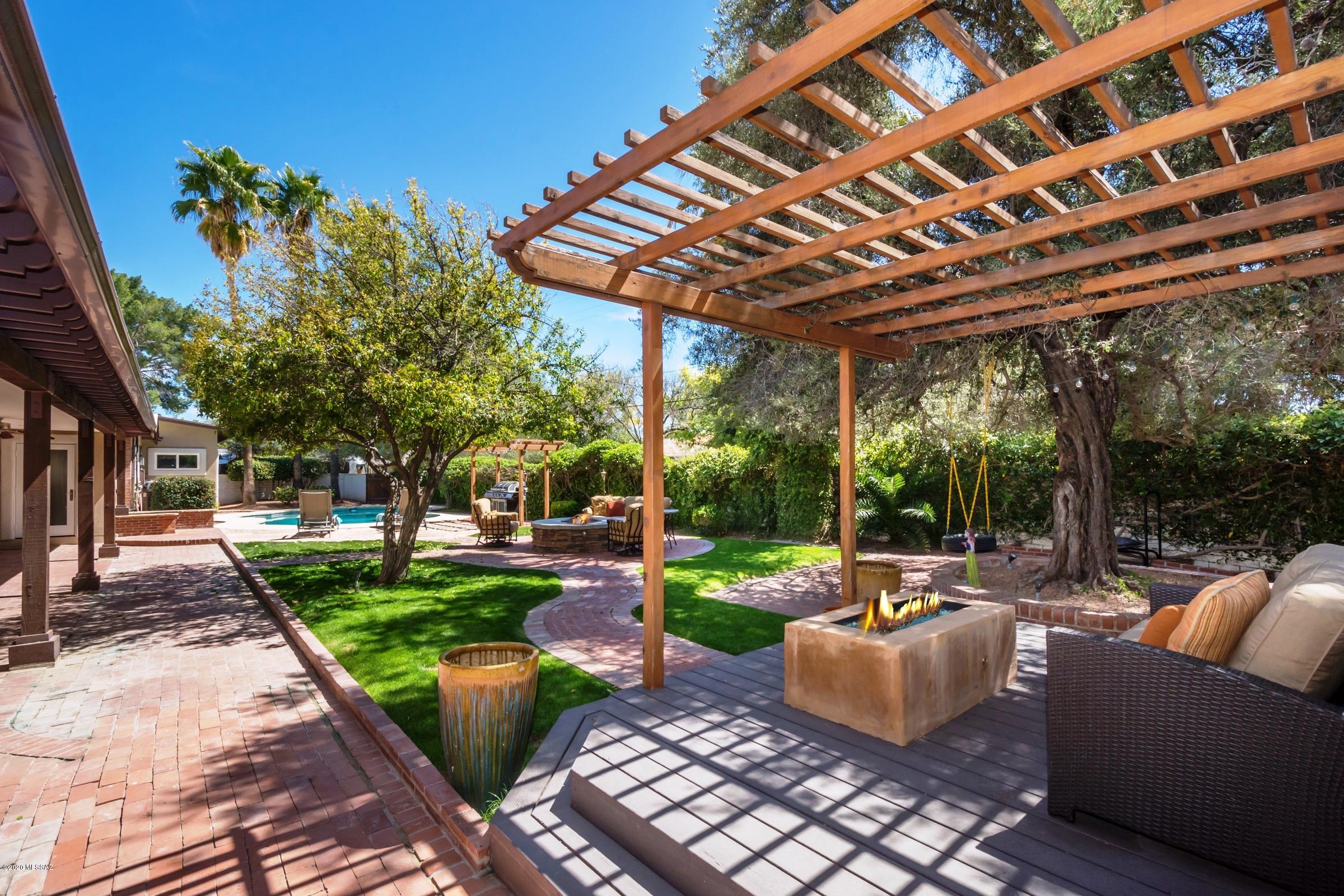 Country Club Estates NO. 1 - Residential
