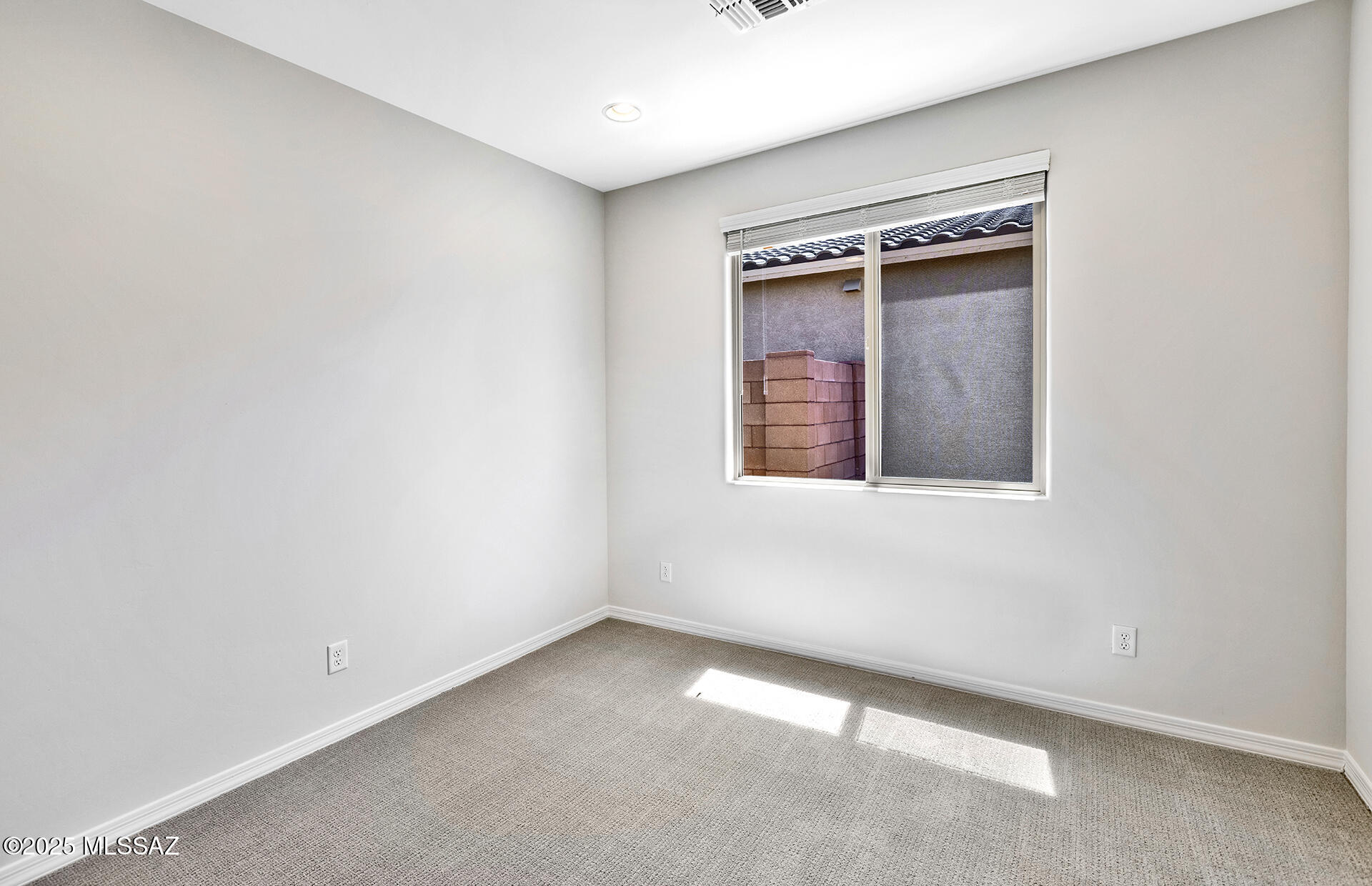 8109 S Sonoran Oak Drive