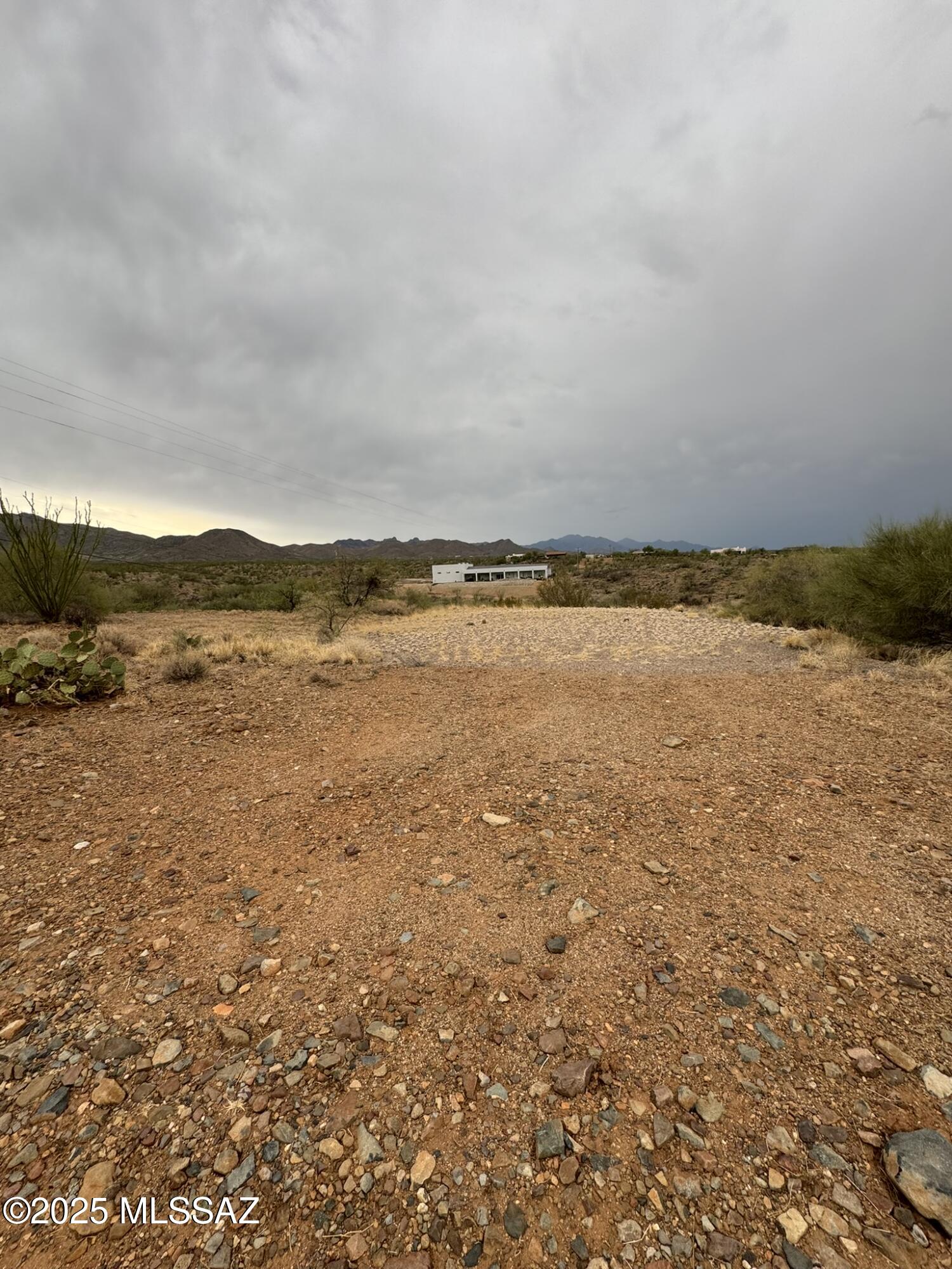New Tucson Unit NO. 6 (1-75) - Land