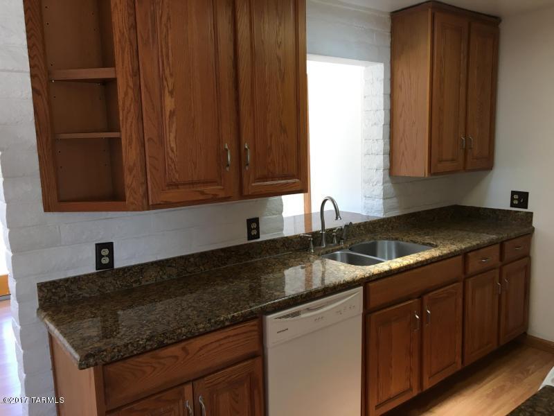 Casas Adobes Park (1-93) - Residential Lease