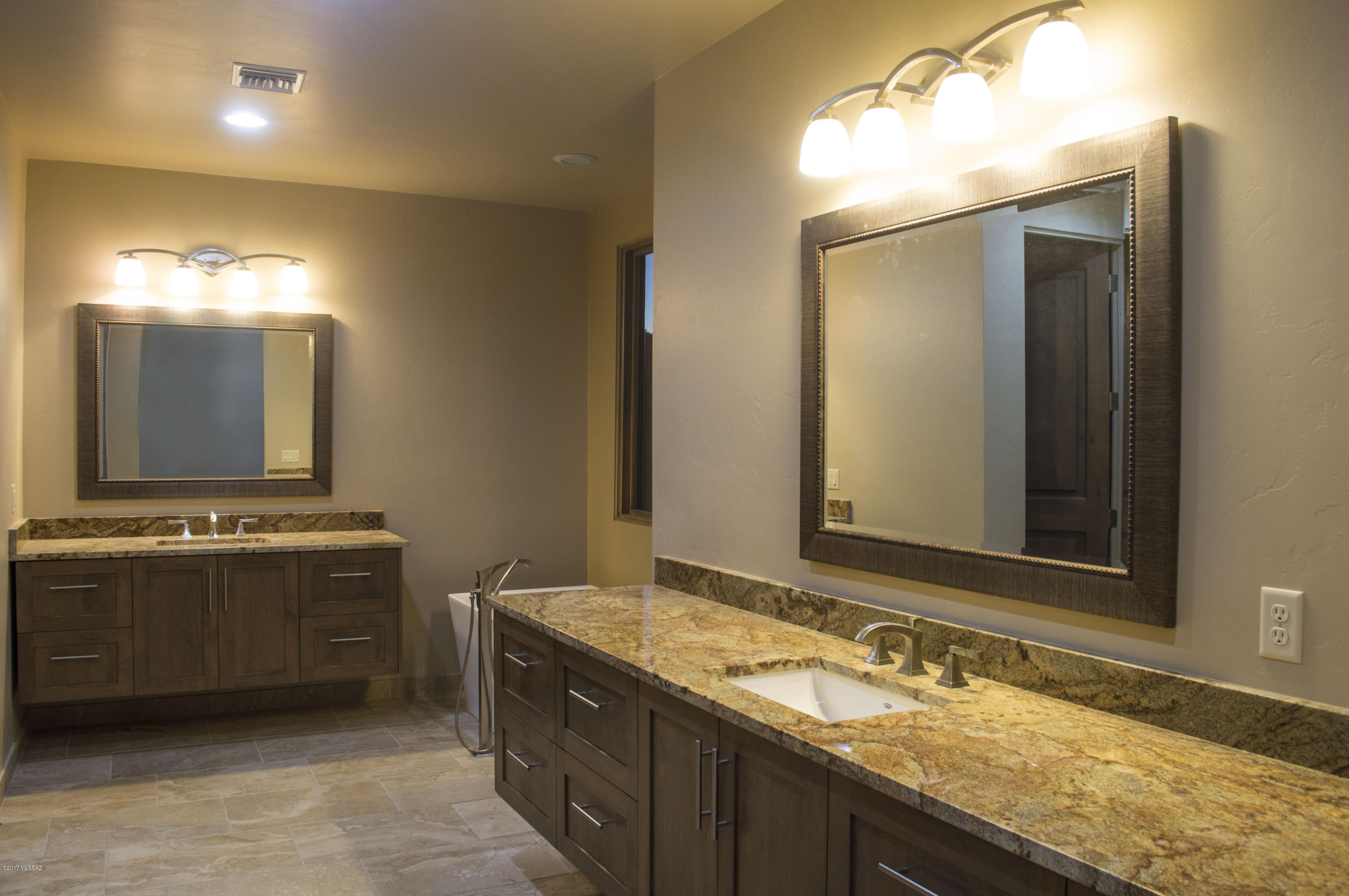 Alta Vista (99-145) - Residential