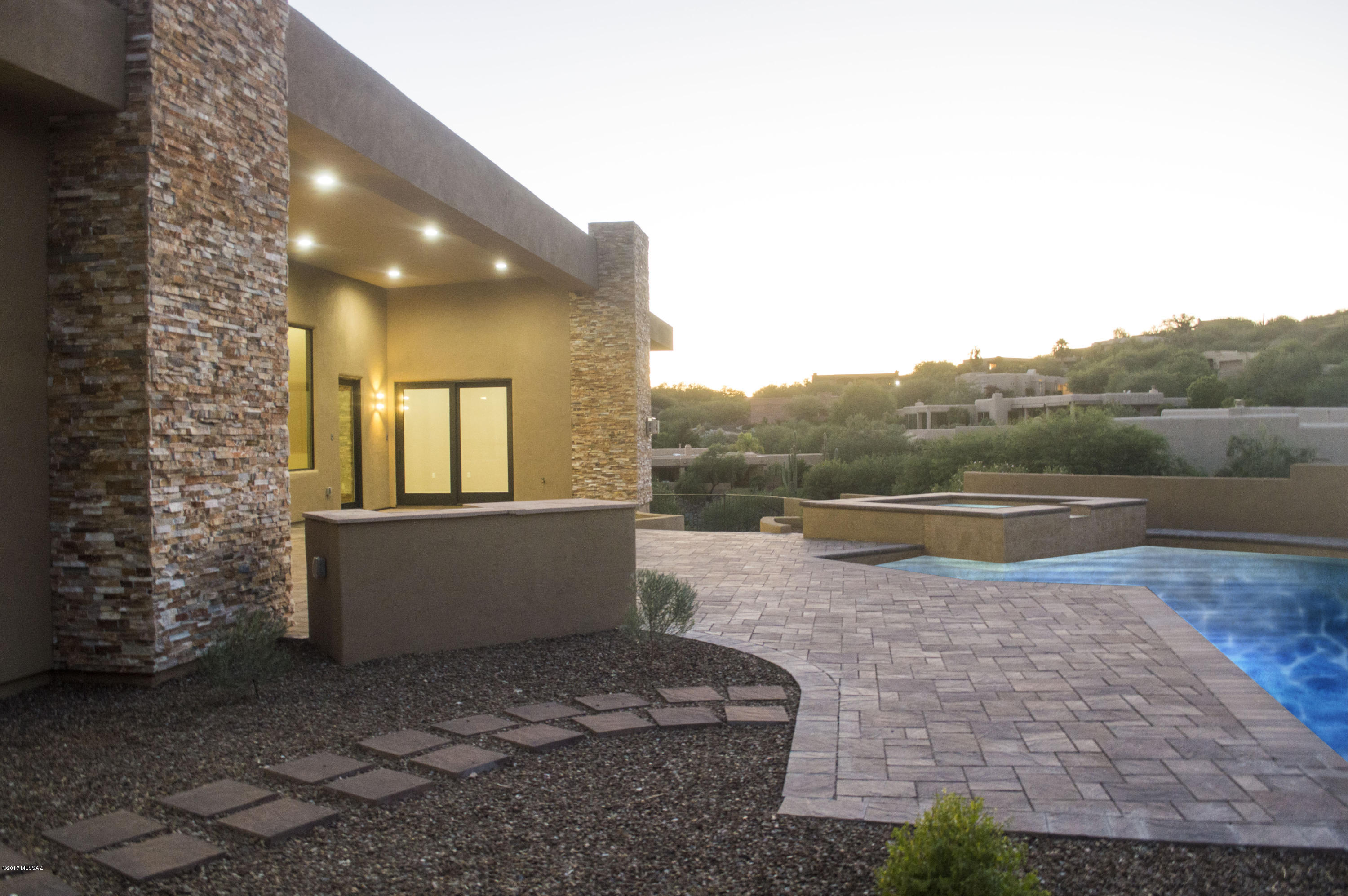 Alta Vista (99-145) - Residential