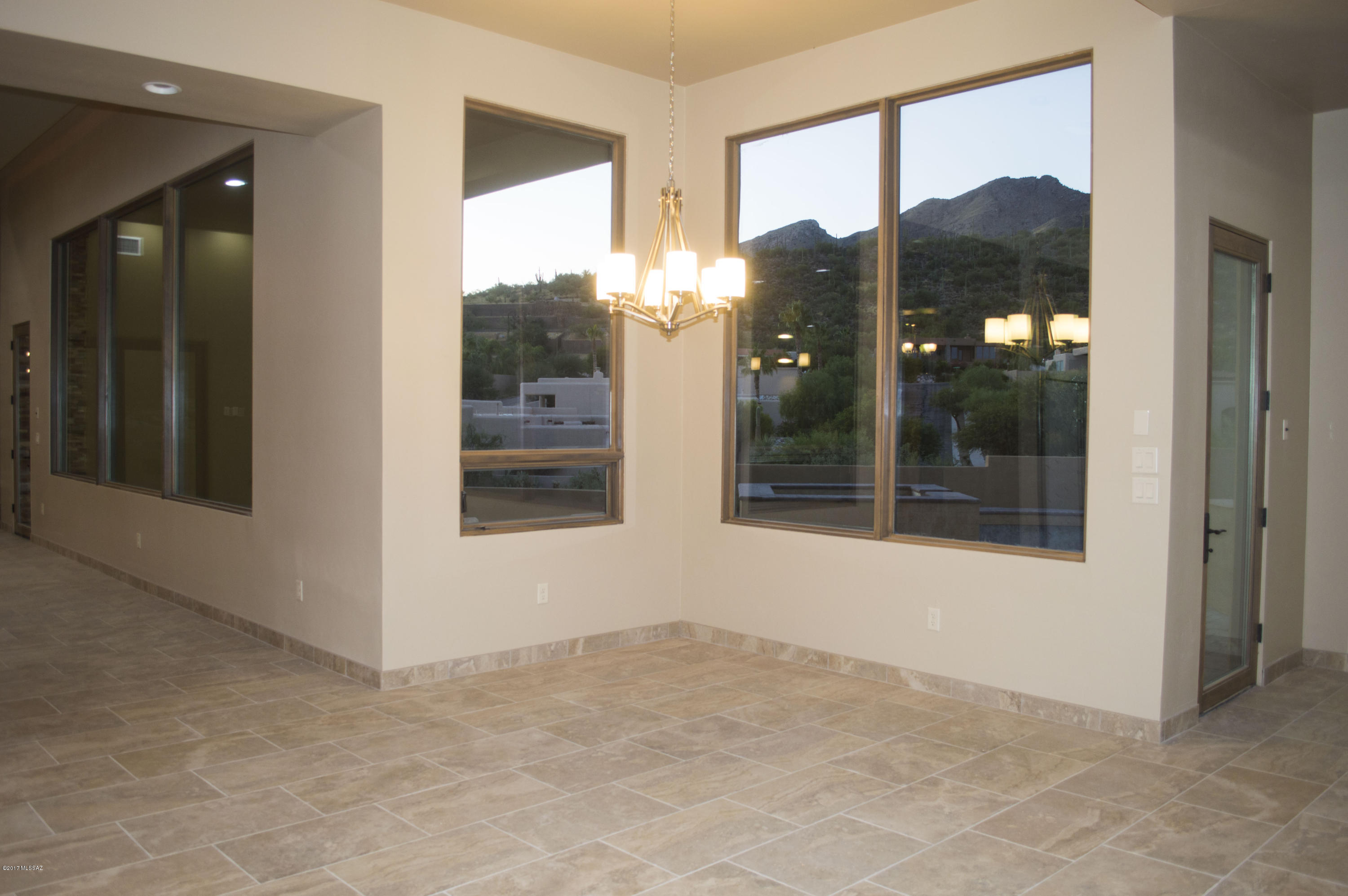 Alta Vista (99-145) - Residential