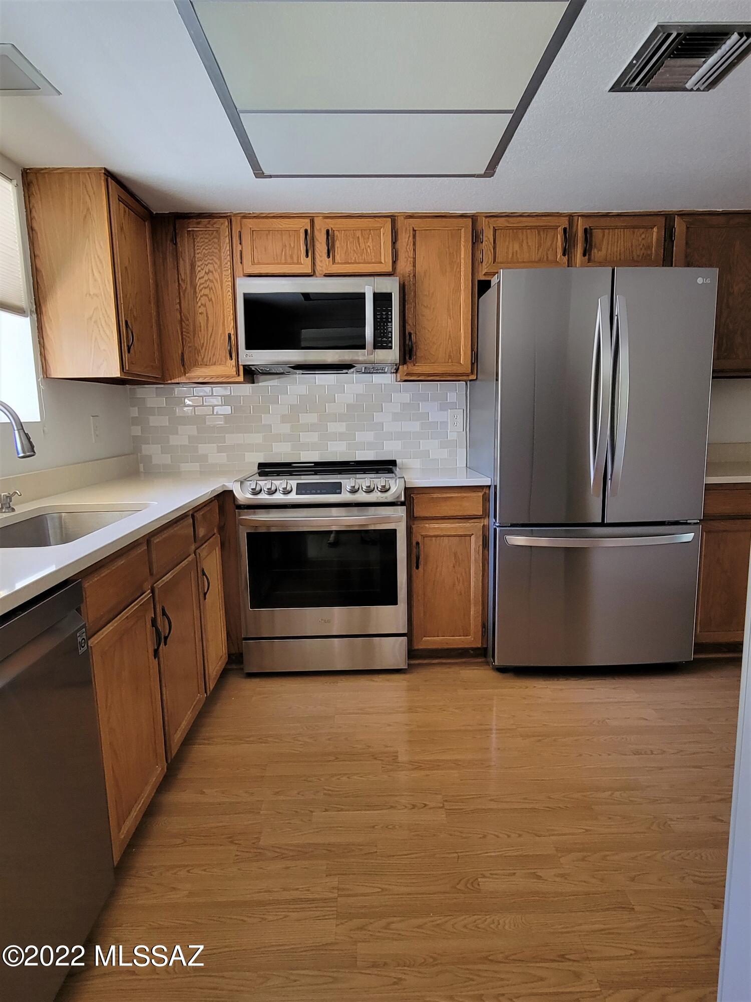 Coronado Ridge (1-258) - Residential Lease