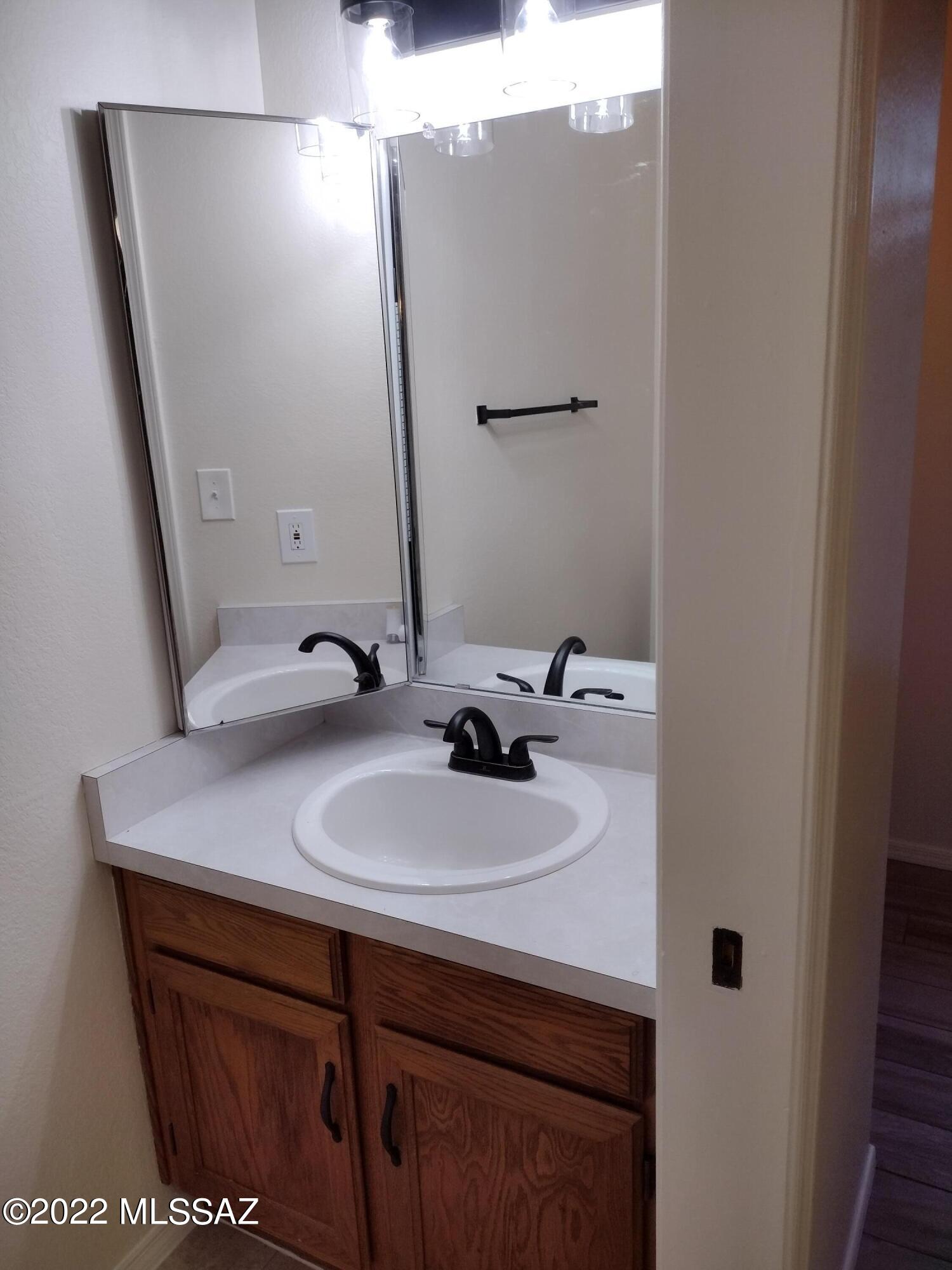 Coronado Ridge (1-258) - Residential Lease