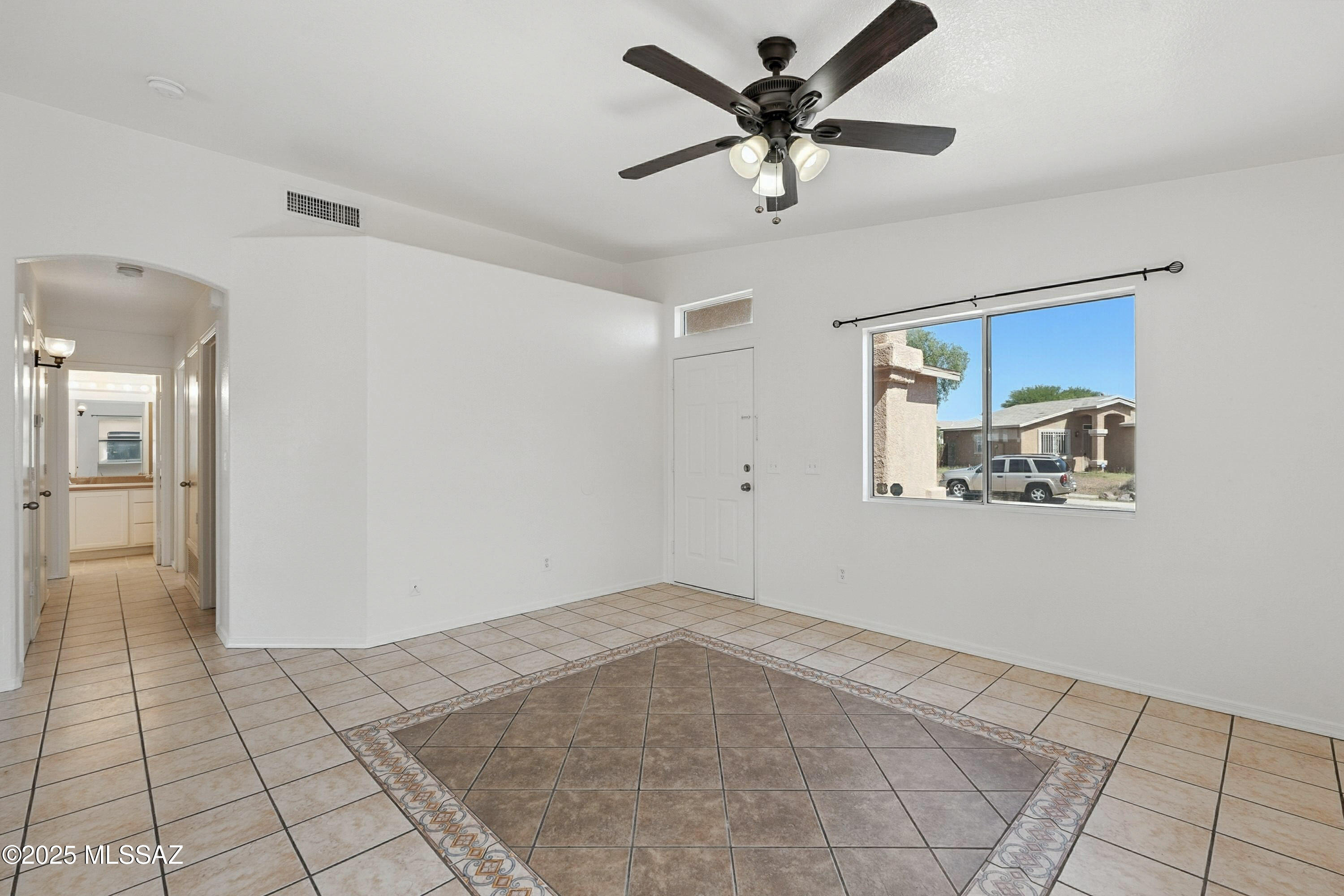 1839 W Horn Mesa Place