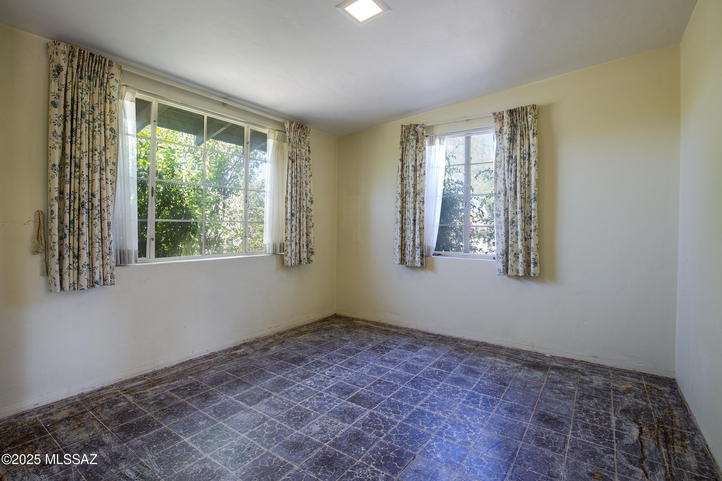 3256 E Terra Alta Boulevard