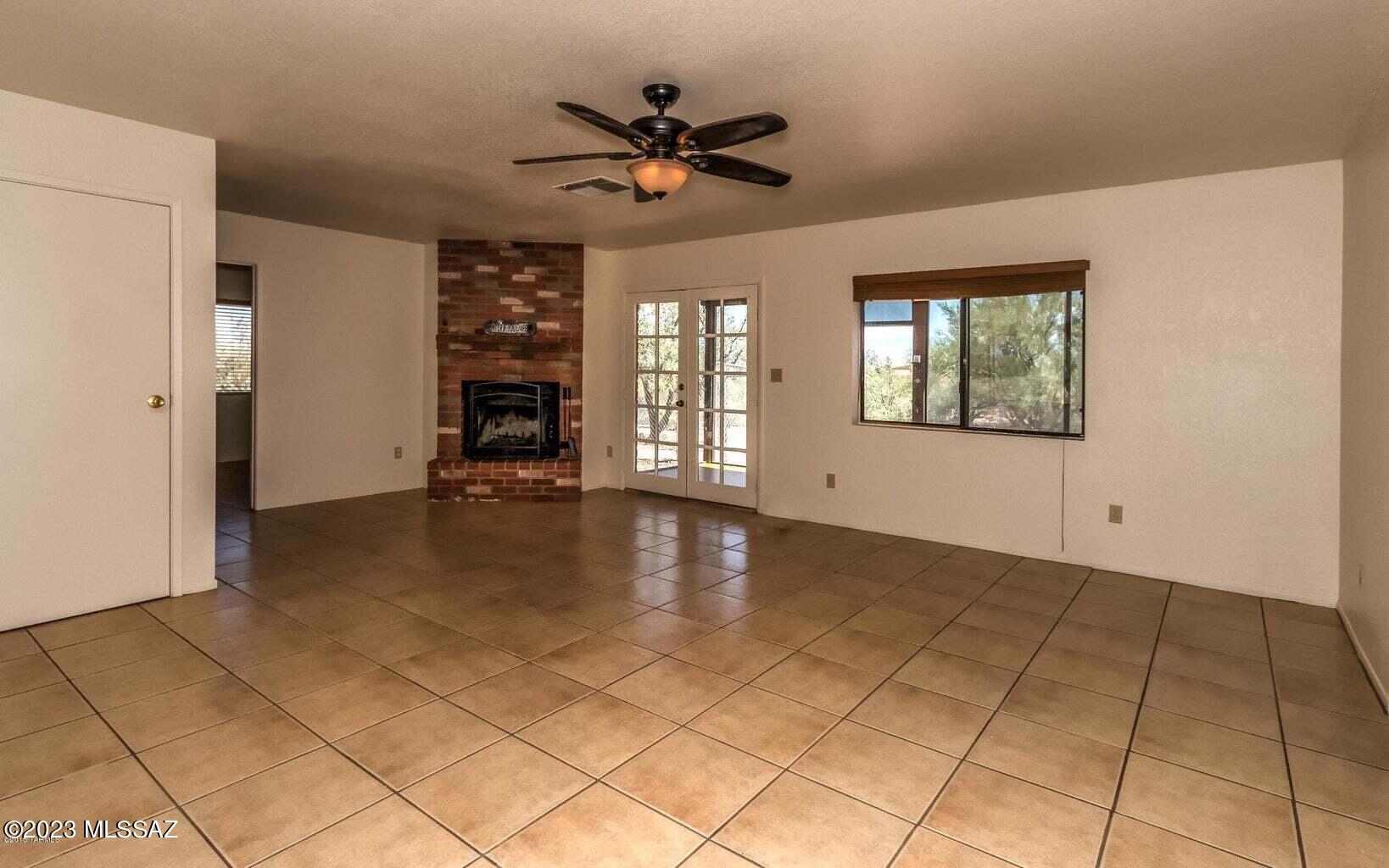 New Tucson Unit NO. 21 (1-62) - Residential