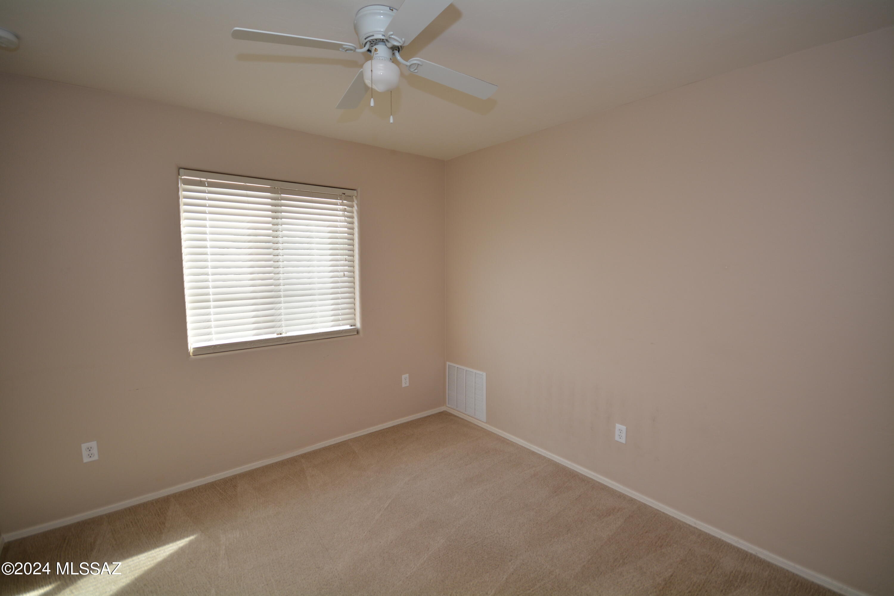 Madera Highlands Villages 11-14 & 16-23 - Residential Lease