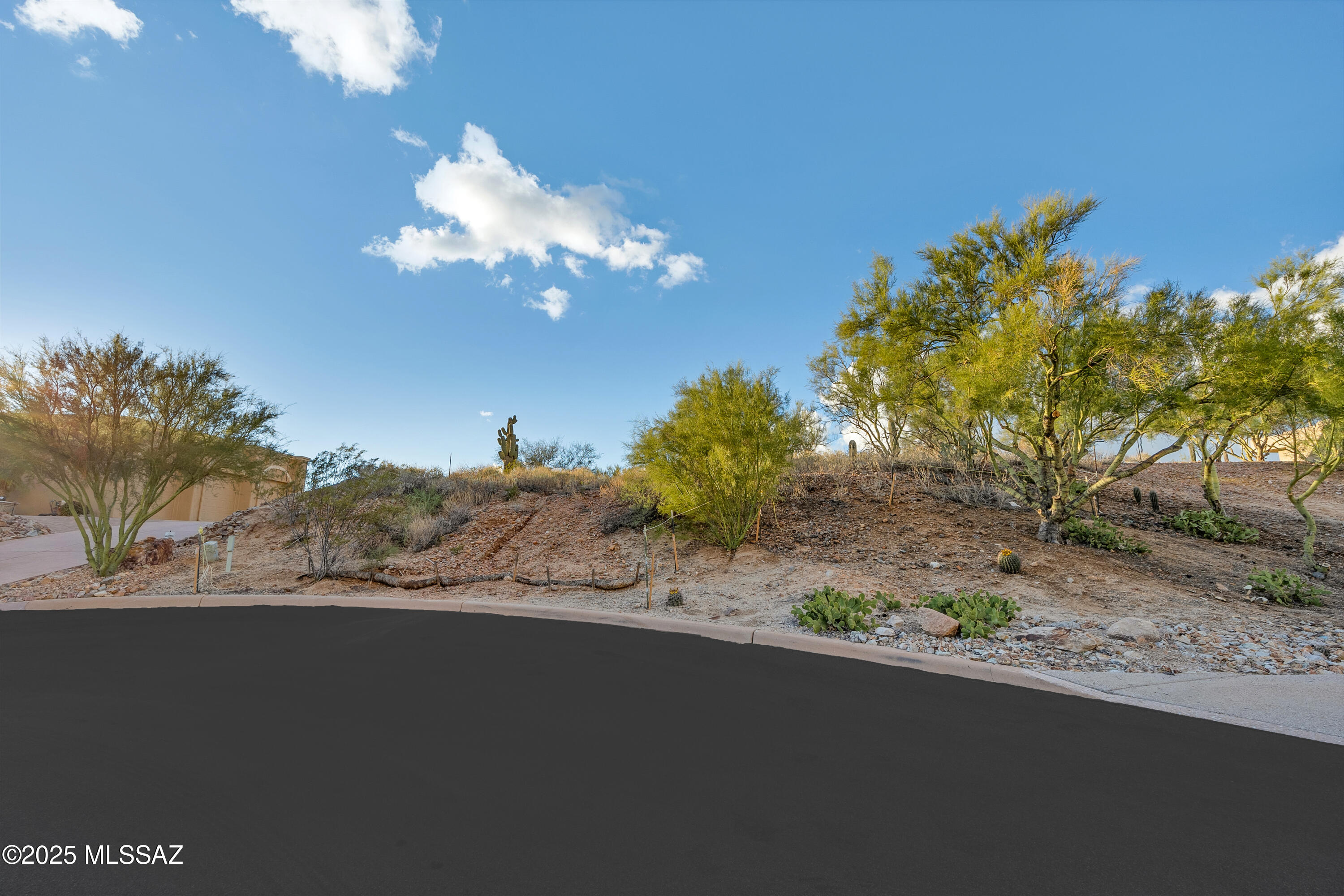 Canada Hills Est Phase ll (42-130) - Residential