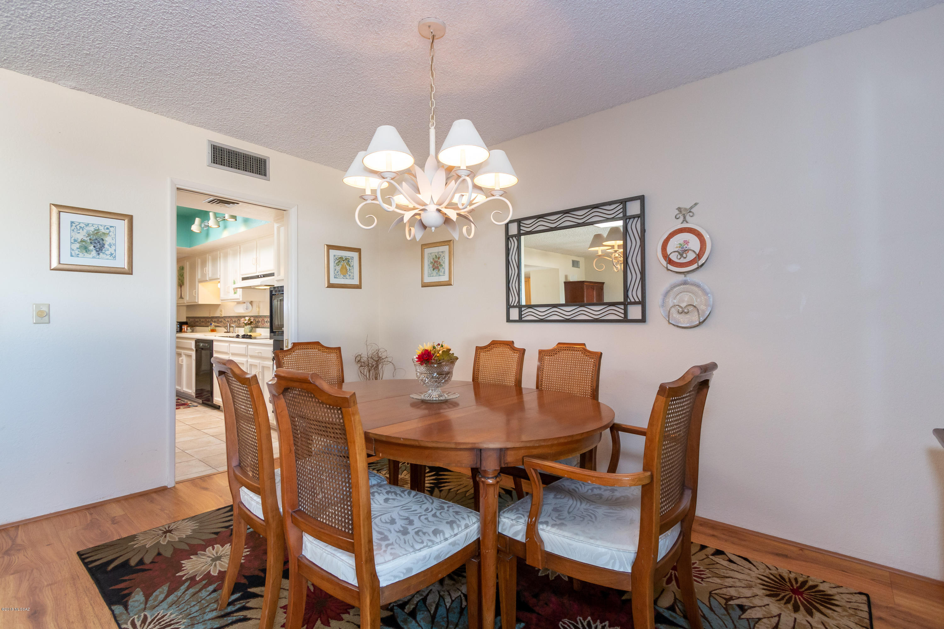 Oro Valley Townhouses (47-52, 58-91) - Residential