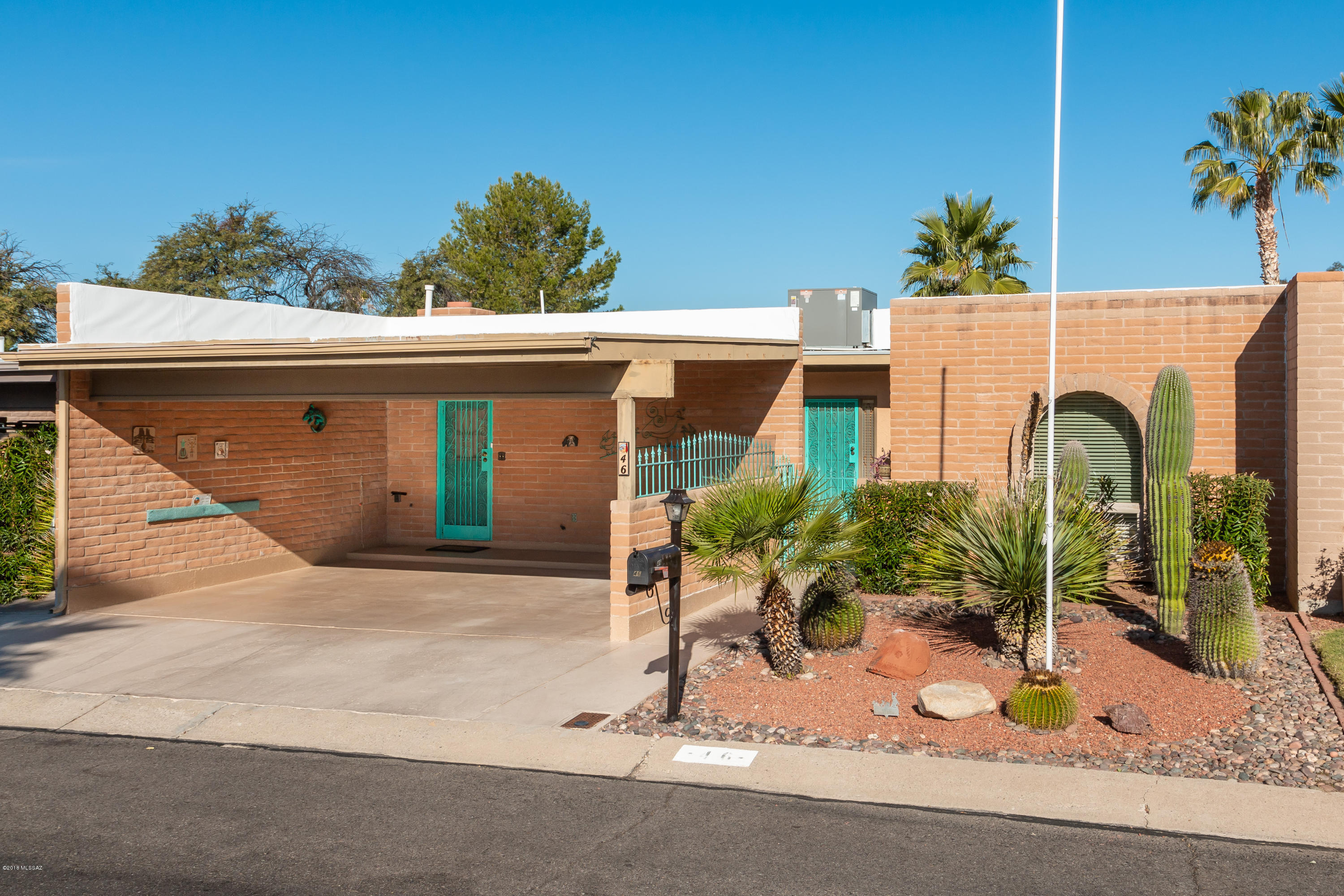 Oro Valley Townhouses (47-52, 58-91) - Residential