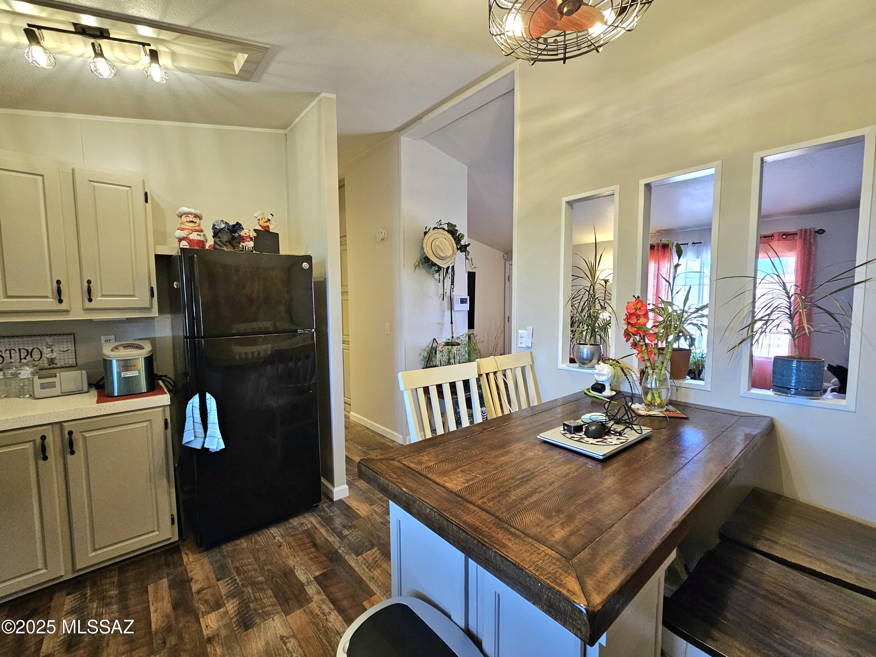 Mescal Lakes - Residential