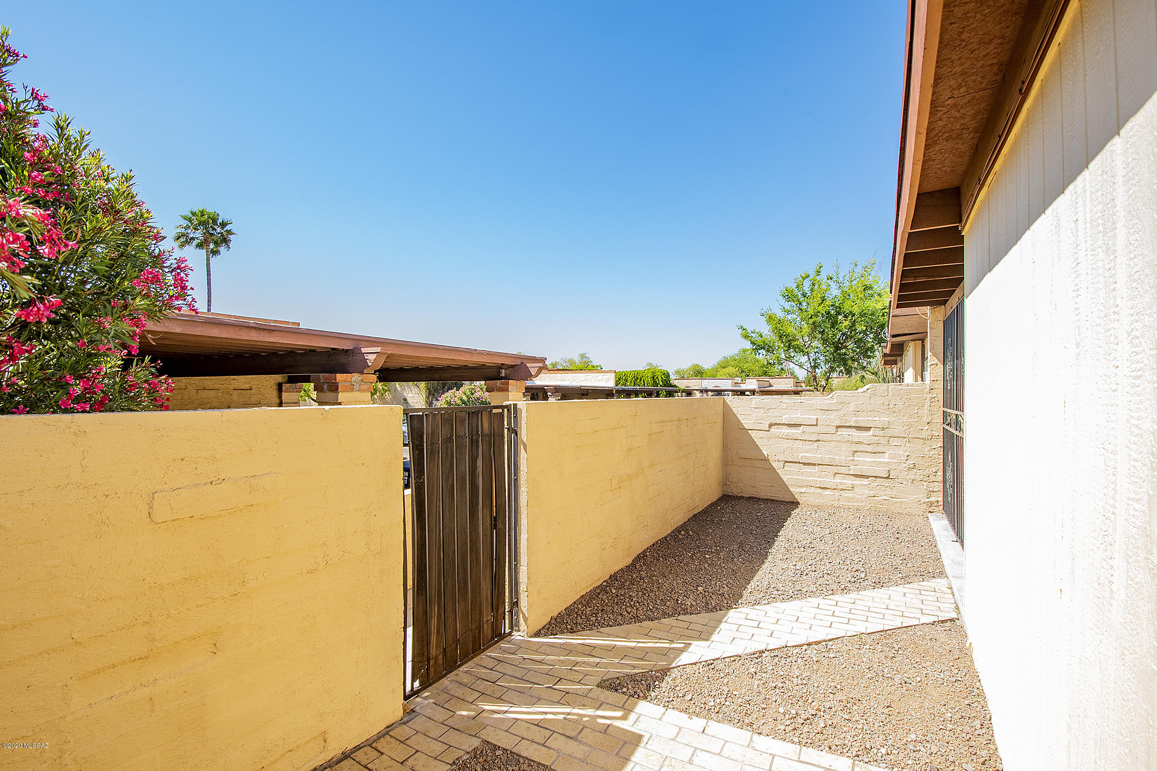 Mira Loma Townhouses Amended (1-44) - Residential