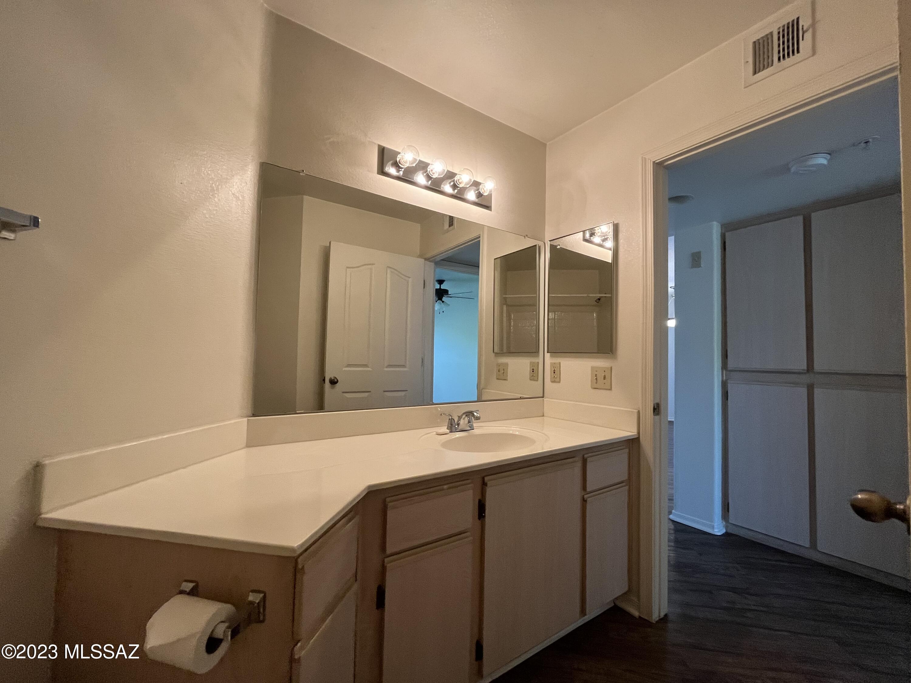 Veranda at Ventana Condominiums - Residential Lease
