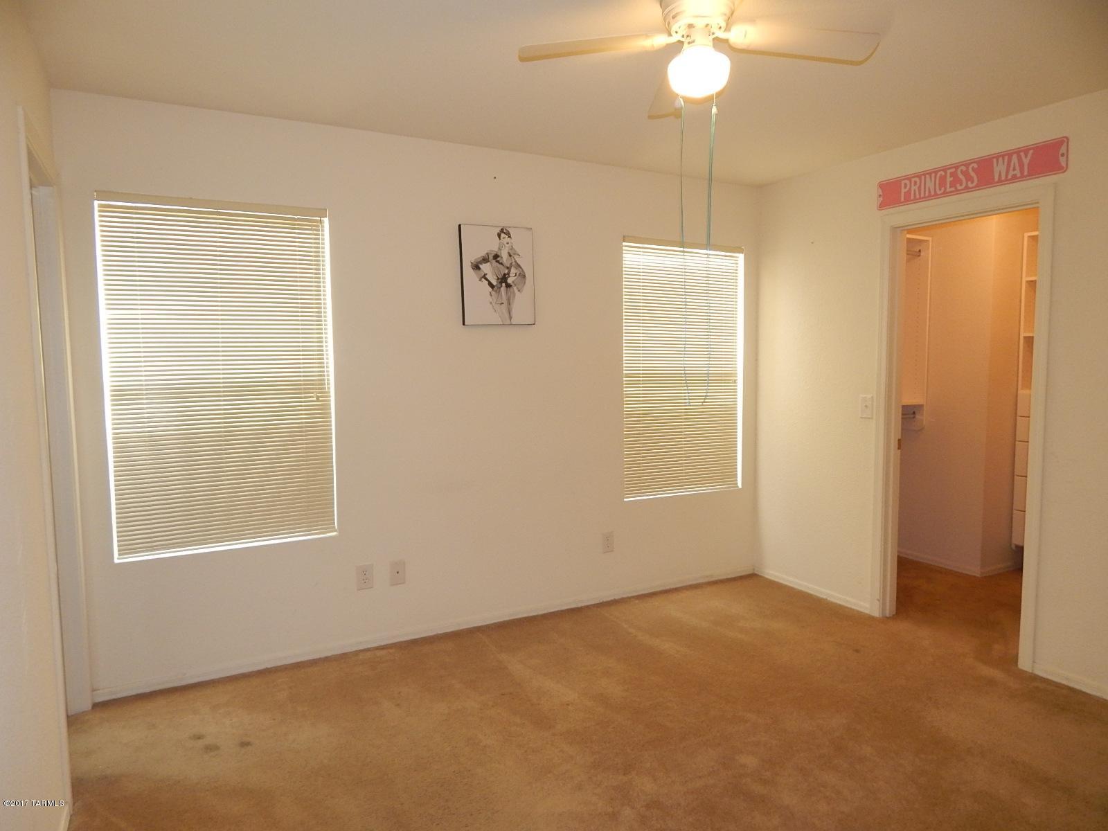 Tierra Vista Phase I (99-285,299-309,372-383) - Residential
