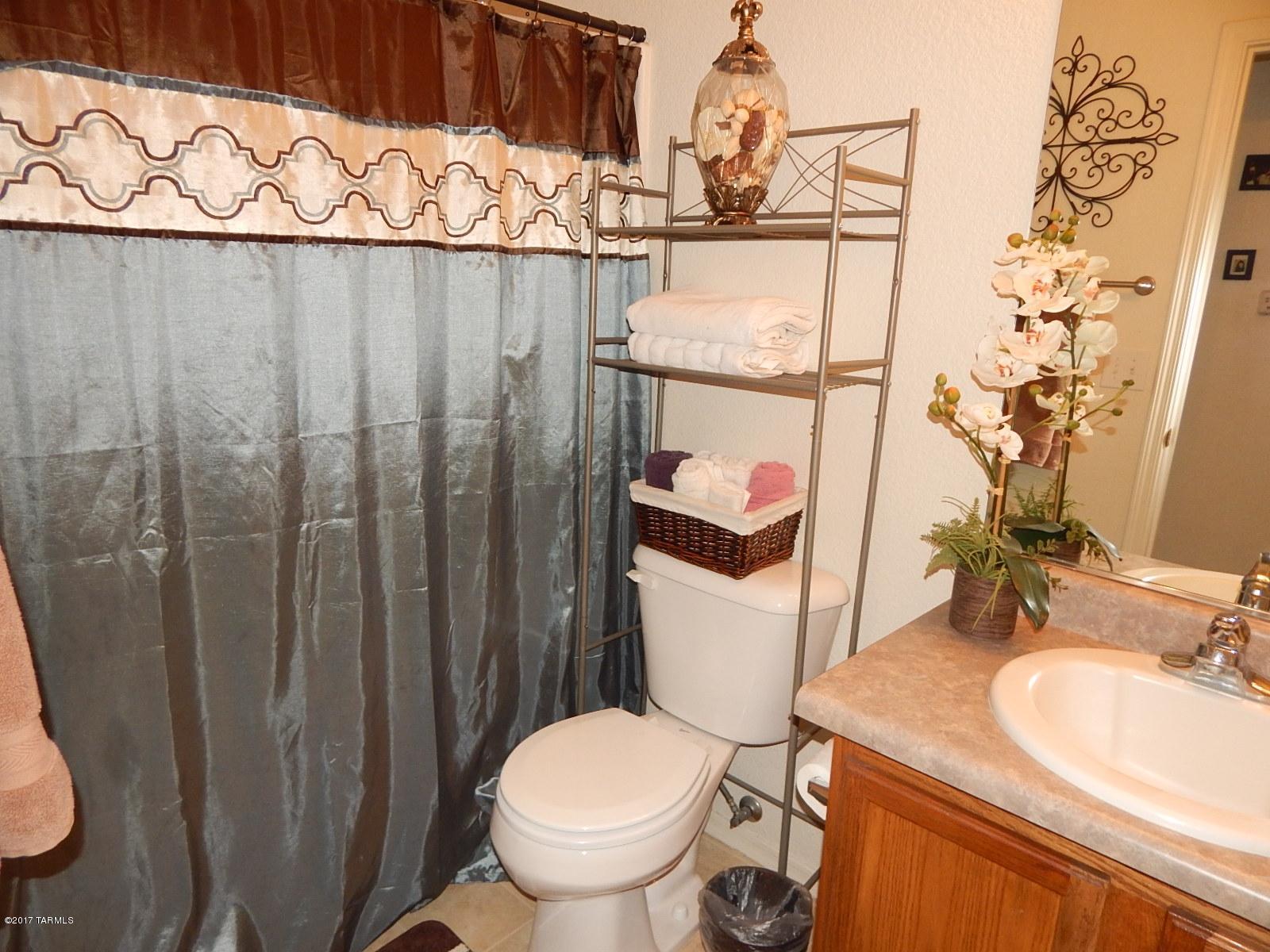 Tierra Vista Phase I (99-285,299-309,372-383) - Residential