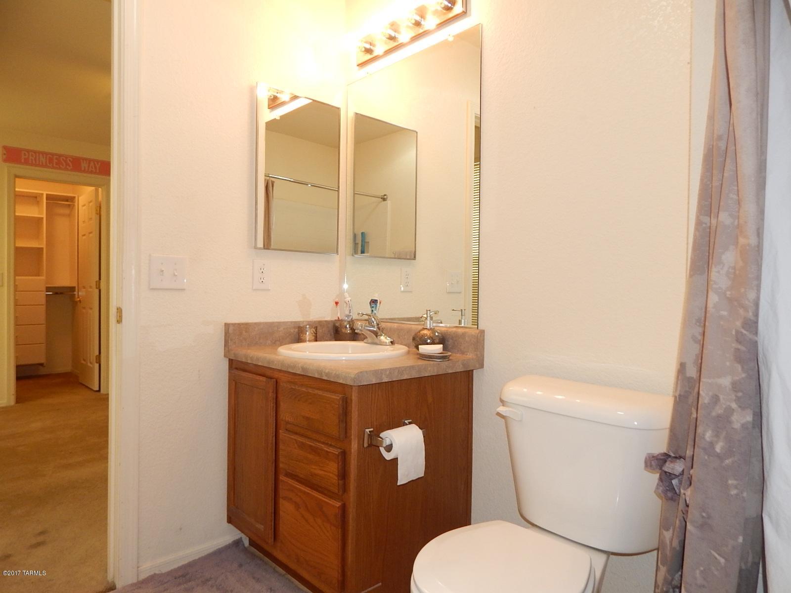 Tierra Vista Phase I (99-285,299-309,372-383) - Residential