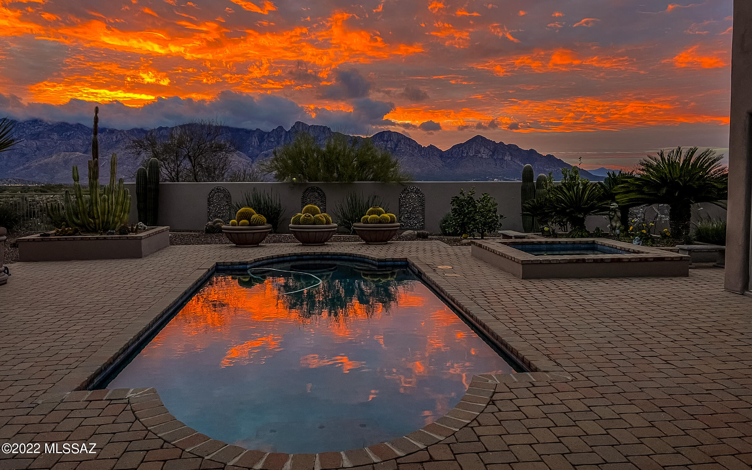 Honey Bee Canyon Estates - Residential