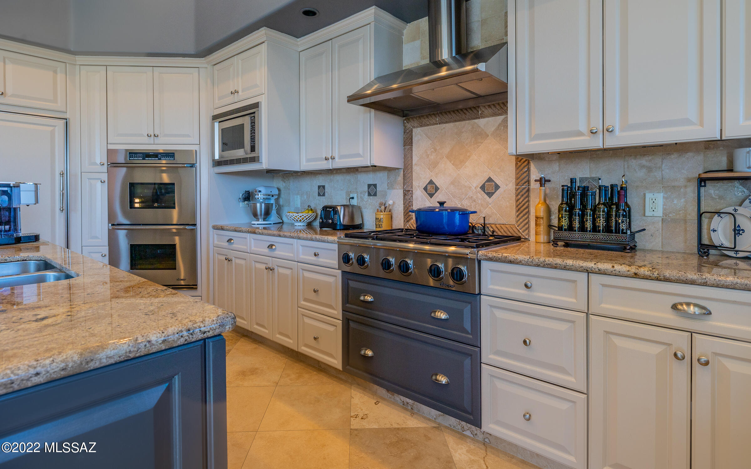 Honey Bee Canyon Estates - Residential