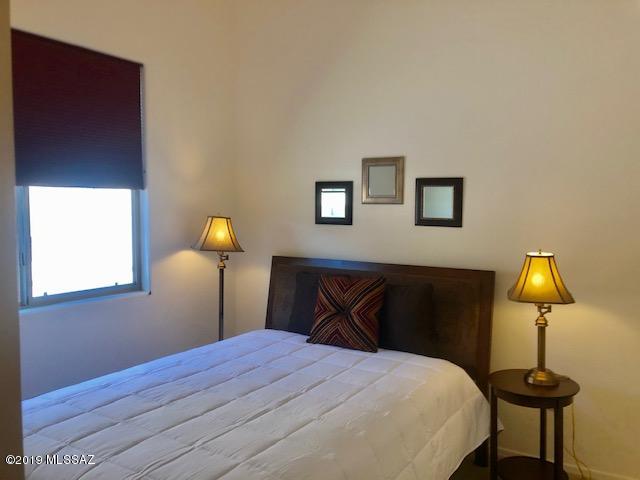 Rancho Vistoso Neighborhood 10 - Residential Lease