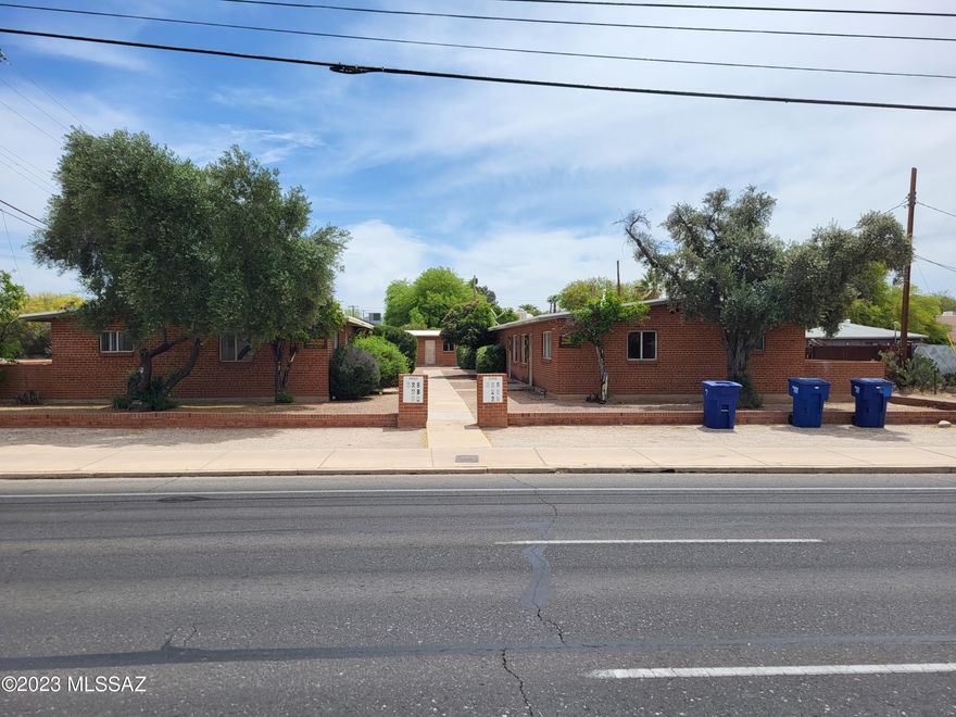 Ventura Apartments is a tremendous value add remodel opportunity located in Sam Hughes, Campbell and 7th Street. Comprised of five buildings on two R-2 zoned lots, combined .36 acres of land. Two duplexes each with two 1/1 units 820 sqft each, two standalone 2/1 houses 972 sqft each and a 320 sqft laundry storage building. All units have a front and rear entrance with a private fenced patio. Open courtyard design with six covered  spaces and additional uncovered spaces at the rear of the property. Units are individually metered for electric & gas with a master water meter. This is a great opportunity to rehab the units and maximize rental rates in one of the highest rental markets in the city. The property will be open May 4th & 5th  10am-2pm. Call listing agent to make an appointment.