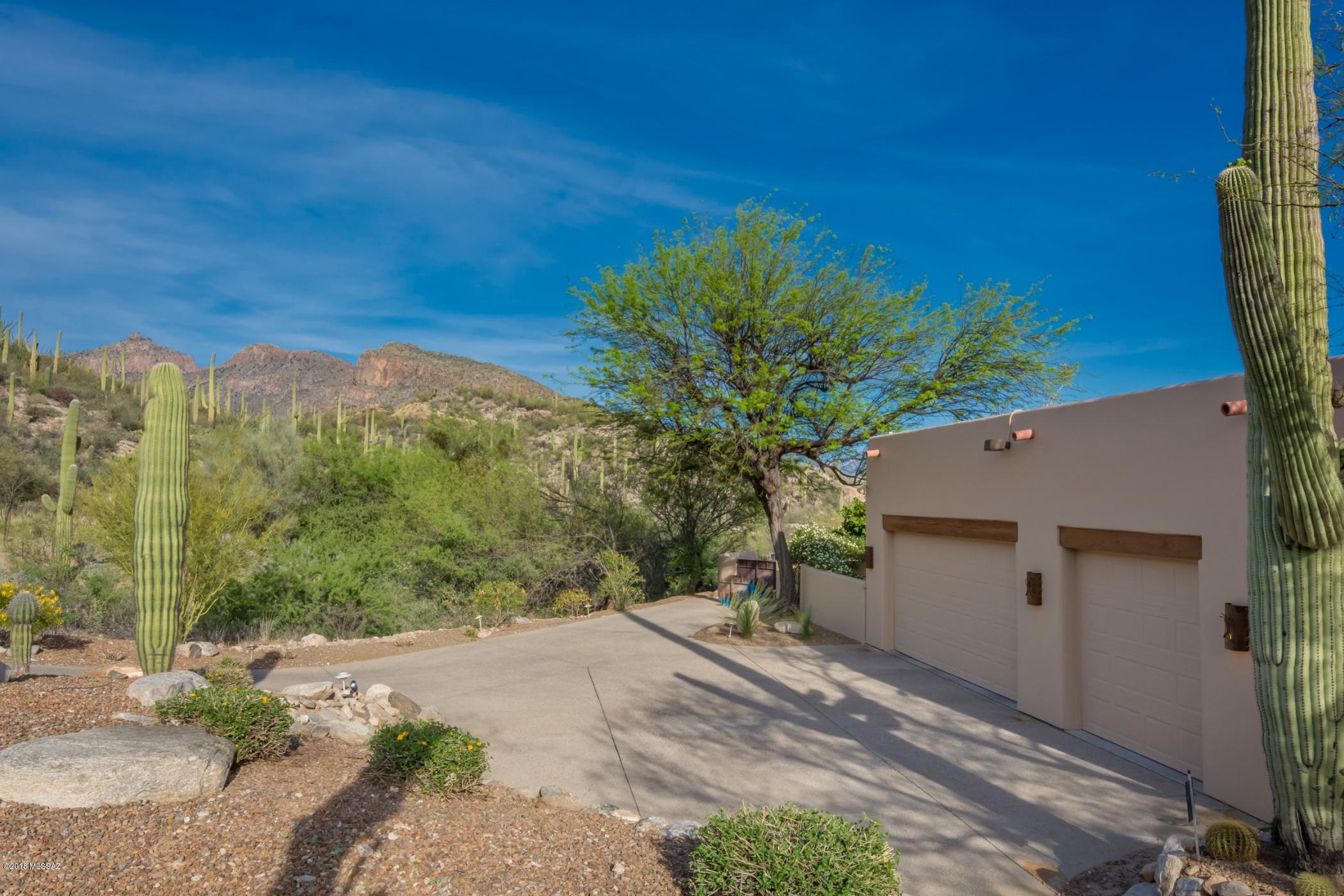 Sabino Ridge (1-10) - Residential