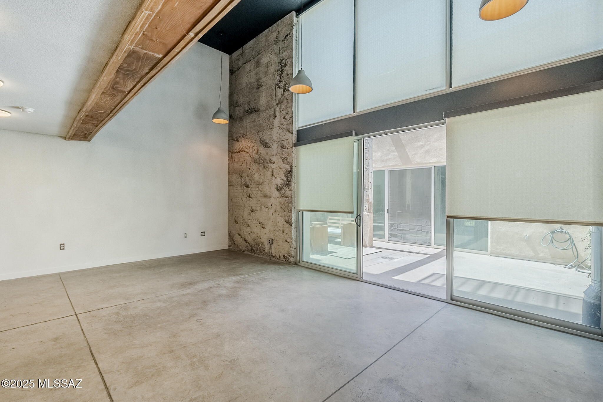 1001 E 17th Street 111