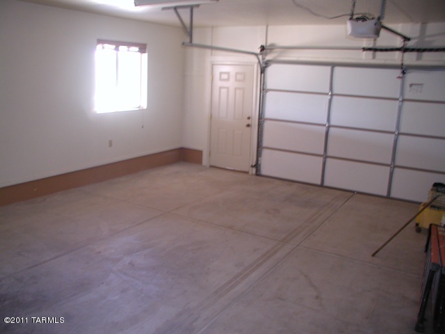 Unsubdivided - Residential Lease