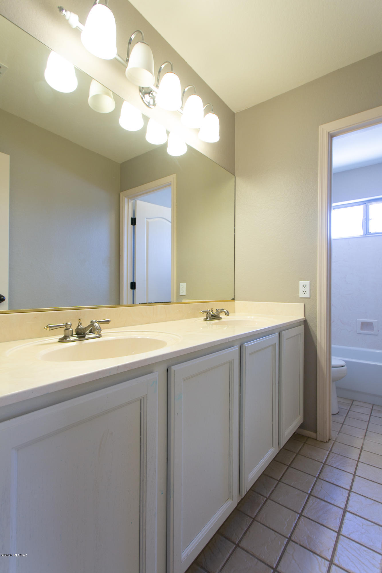 Canada Ridge (1-126) - Residential