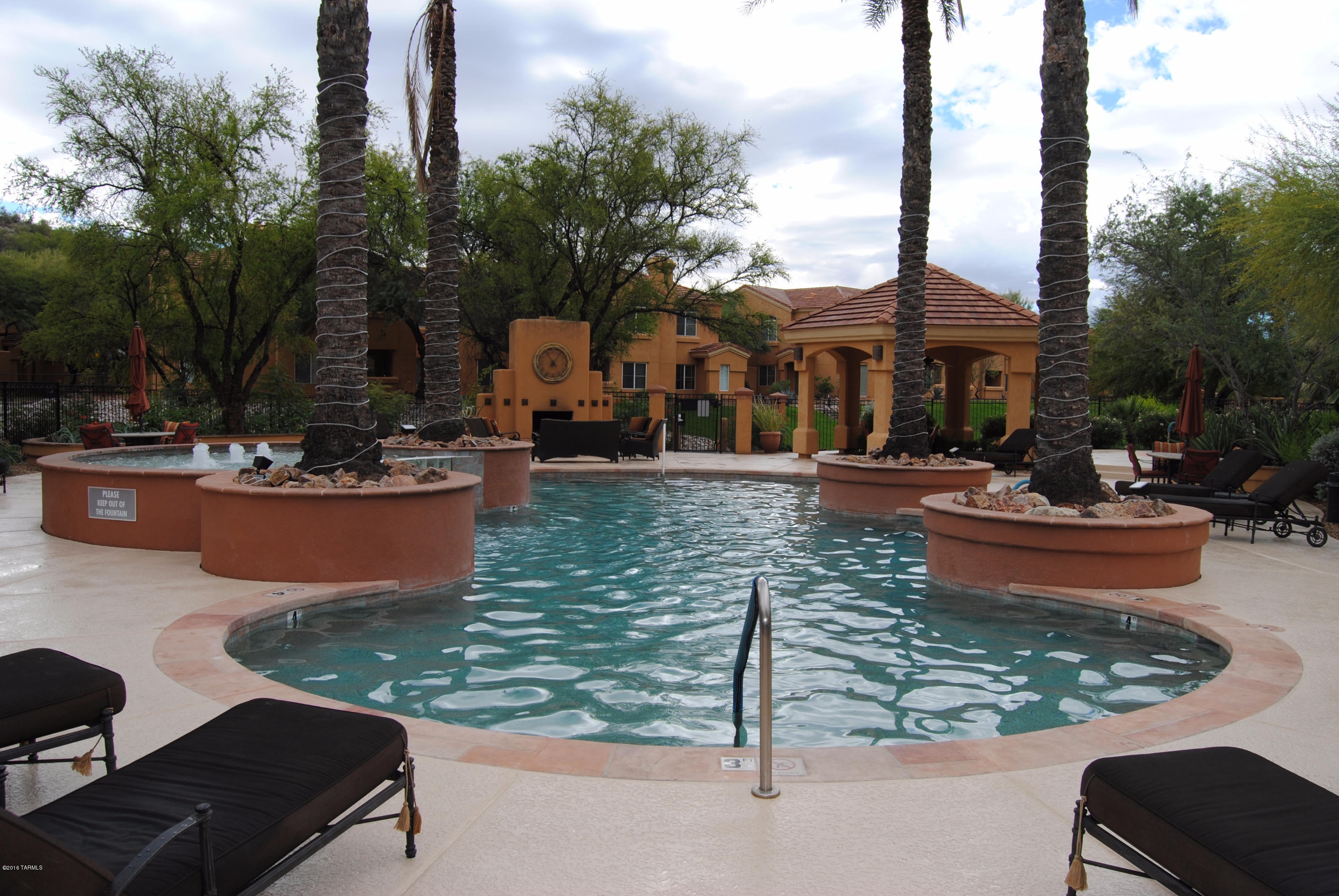 Pinnacle Canyon Condominium - Residential