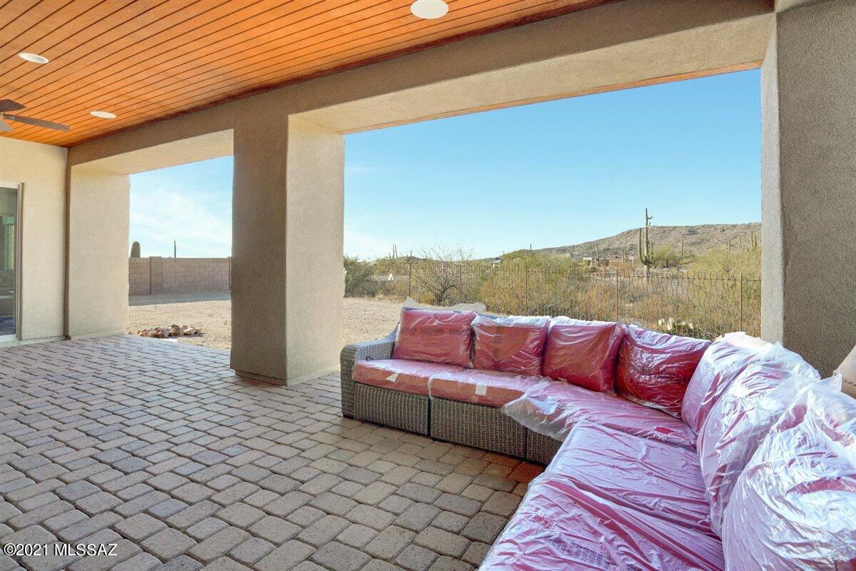 Boulder Bridge Pass At Dove Mountain SQ20132910078 - Residential