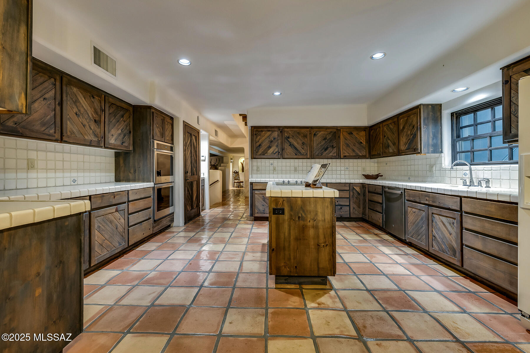 Twin Hills Estates (1-28) - Residential