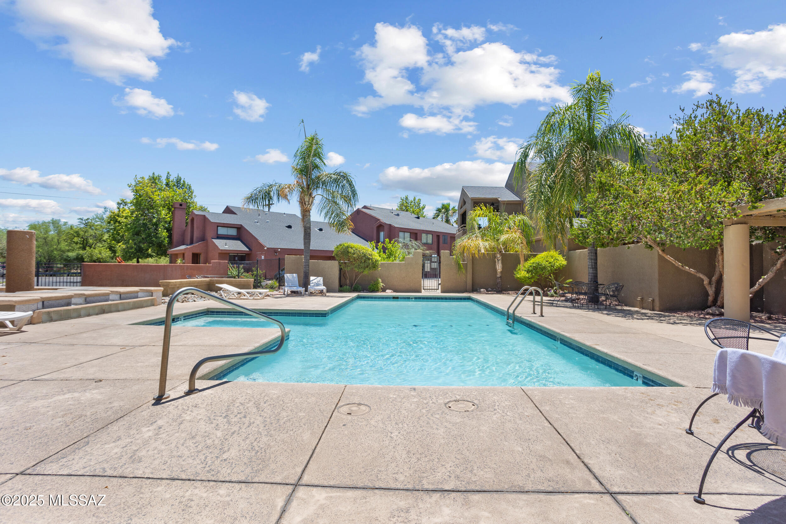 1255 E Weimer Circle UNIT 76