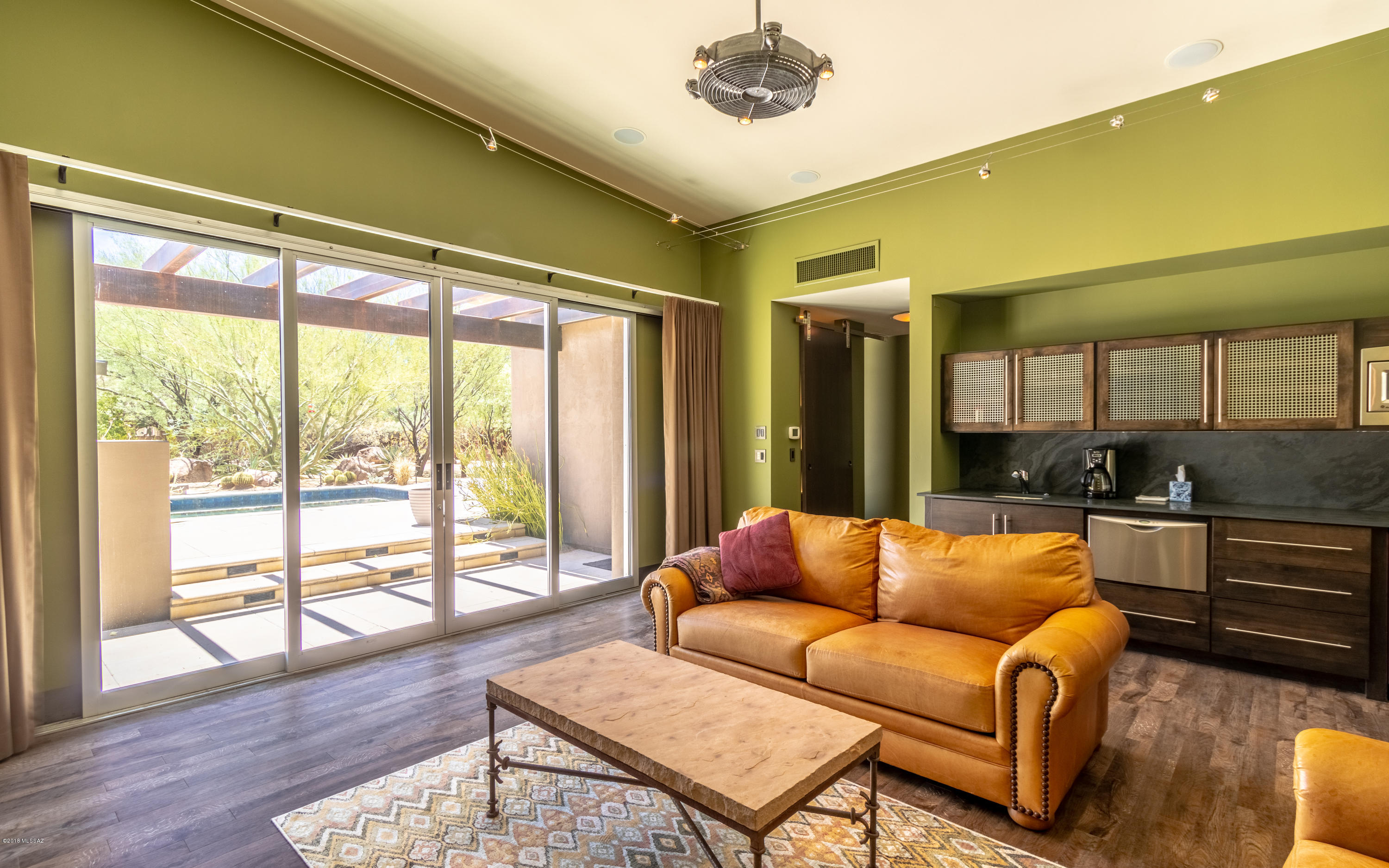 Country Club Estates NO. 1 - Residential