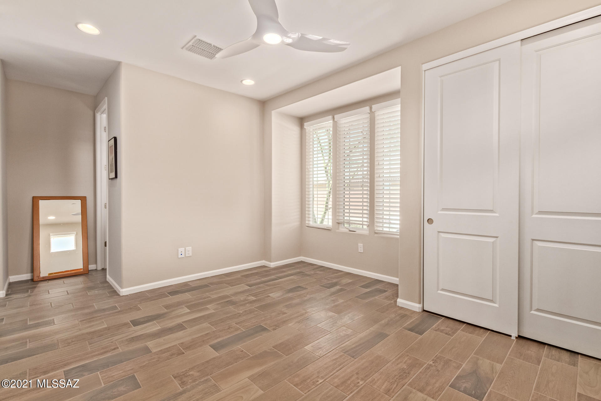 Golden Barrel Place At Dove Mountain SQ20141710079 - Residential
