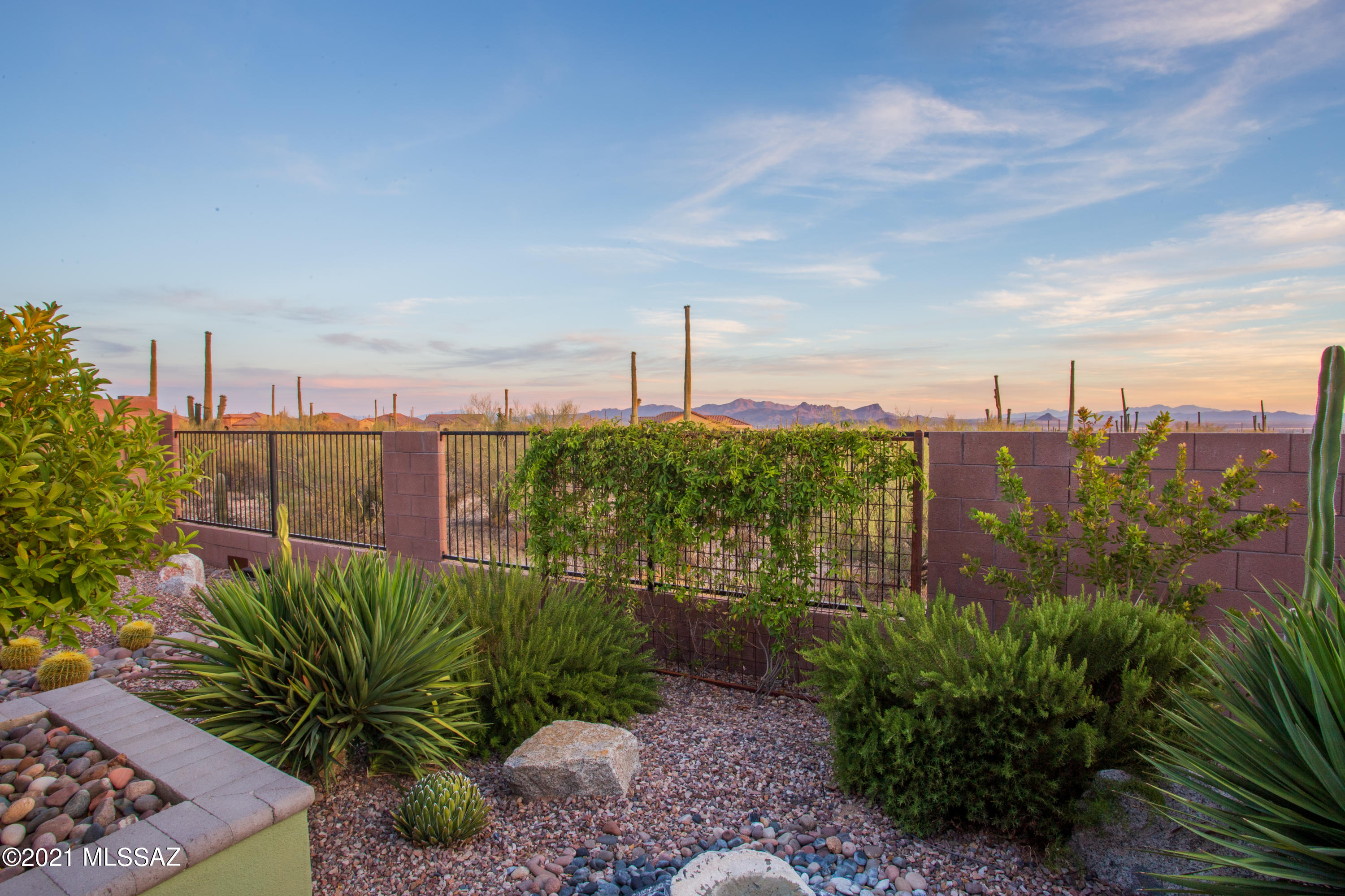 Golden Barrel Place At Dove Mountain SQ20141710079 - Residential