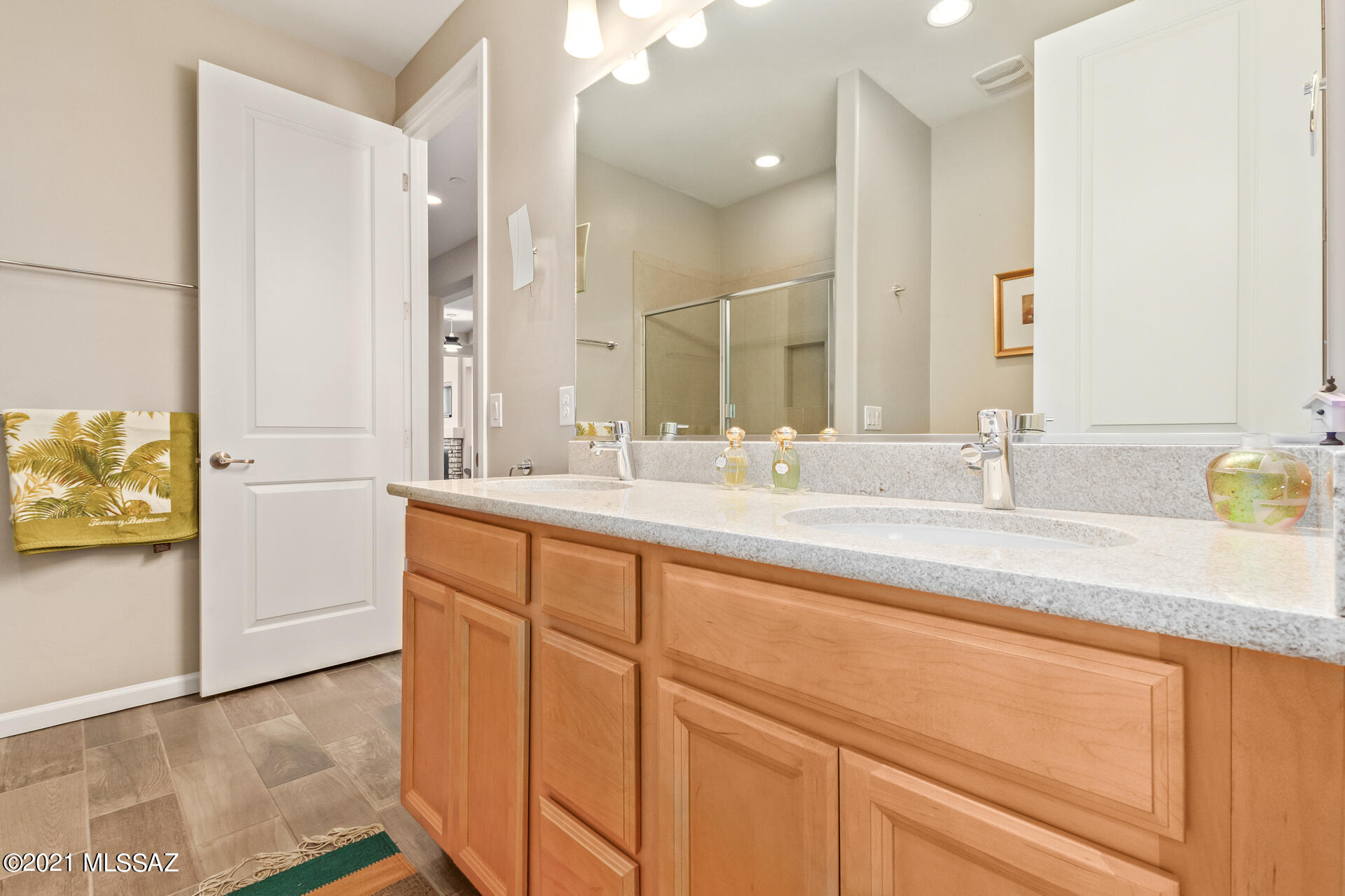 Golden Barrel Place At Dove Mountain SQ20141710079 - Residential