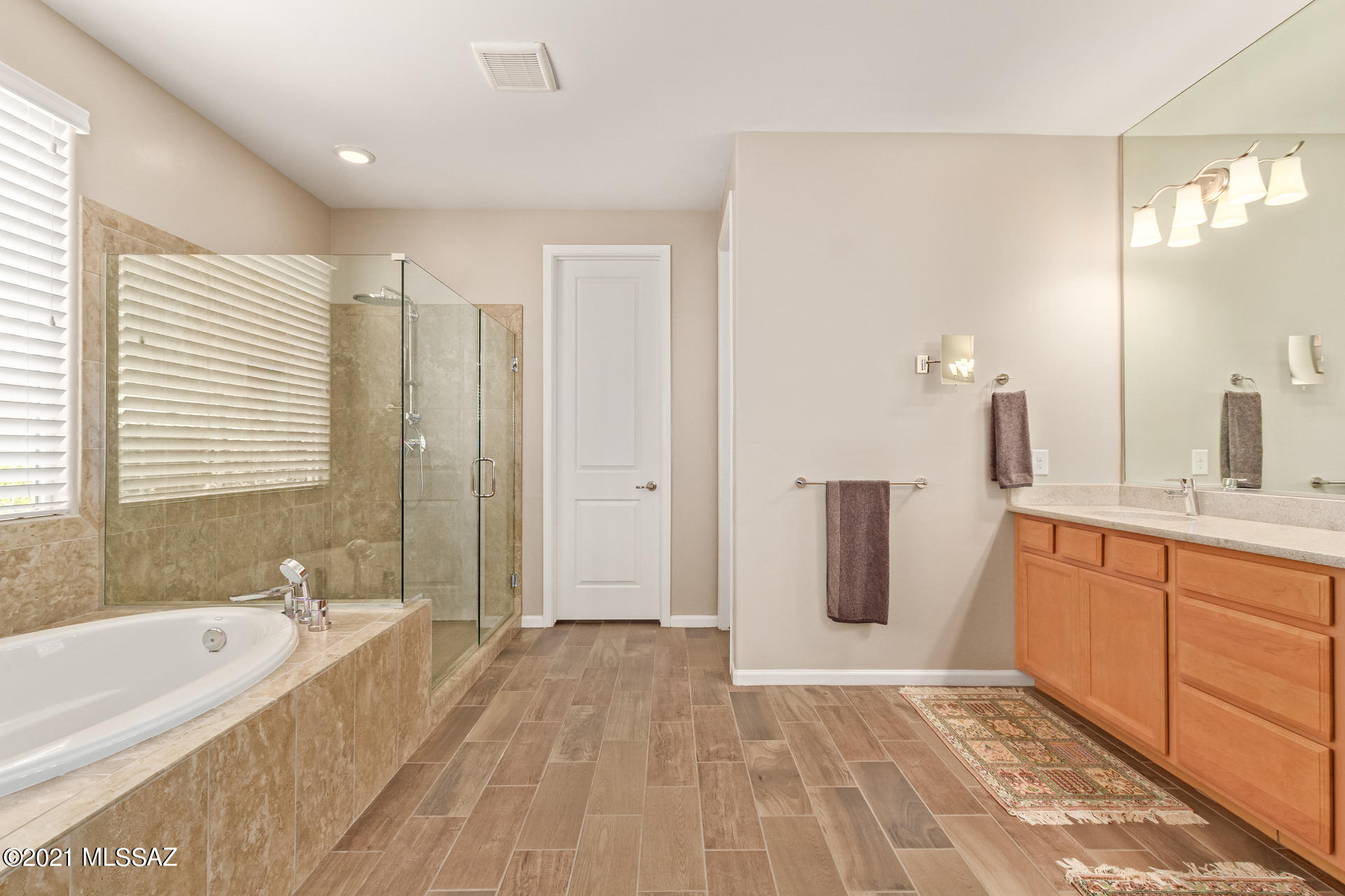 Golden Barrel Place At Dove Mountain SQ20141710079 - Residential