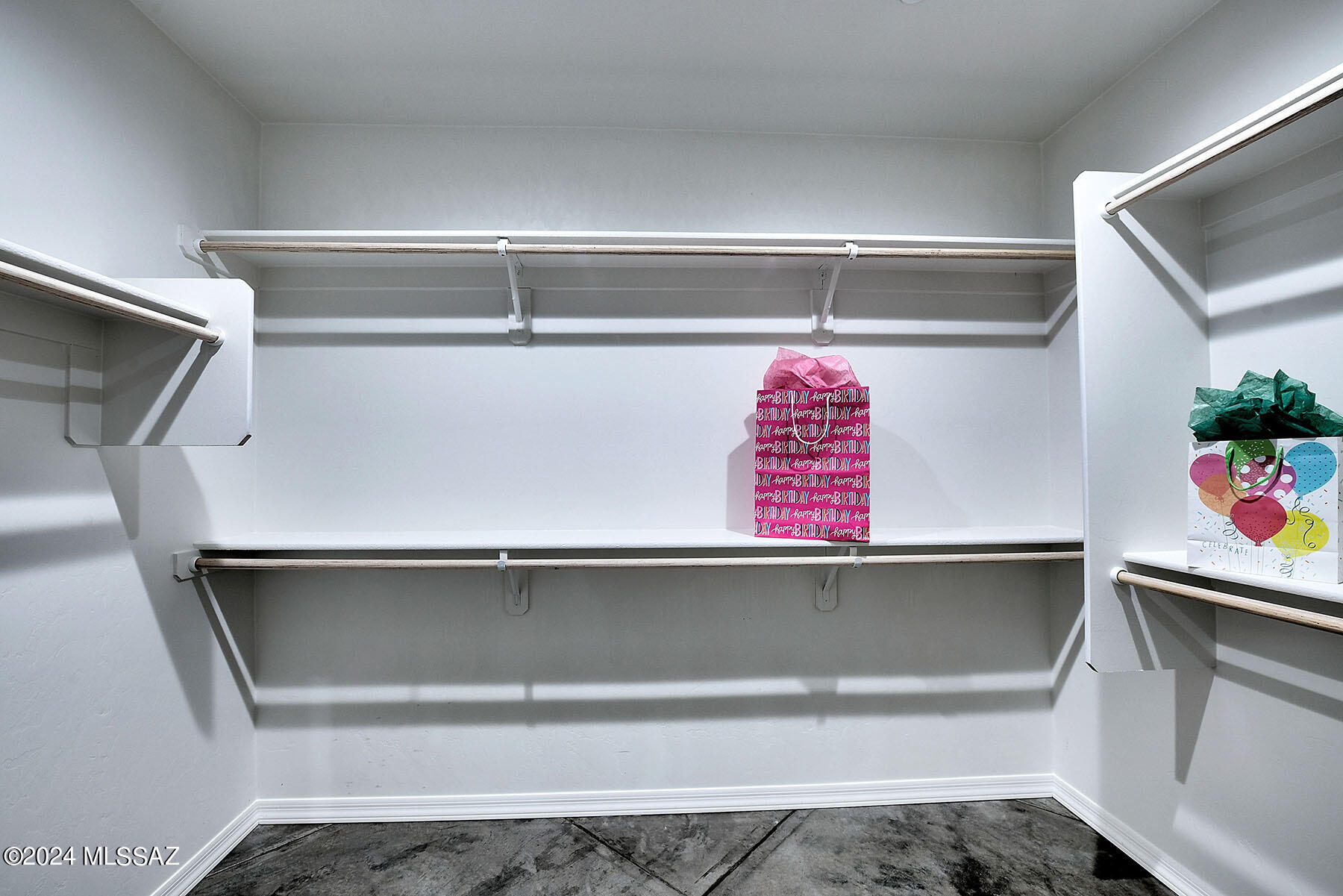 Colonia Real (1-50) - Residential