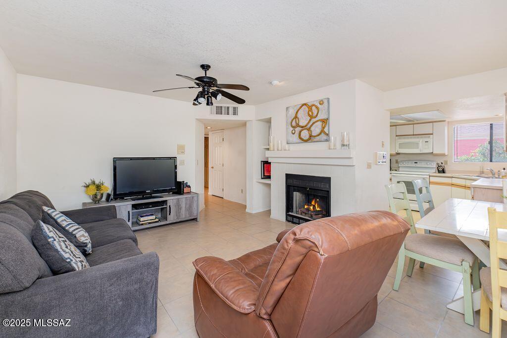 Pima Hollow Patio Homes - Residential